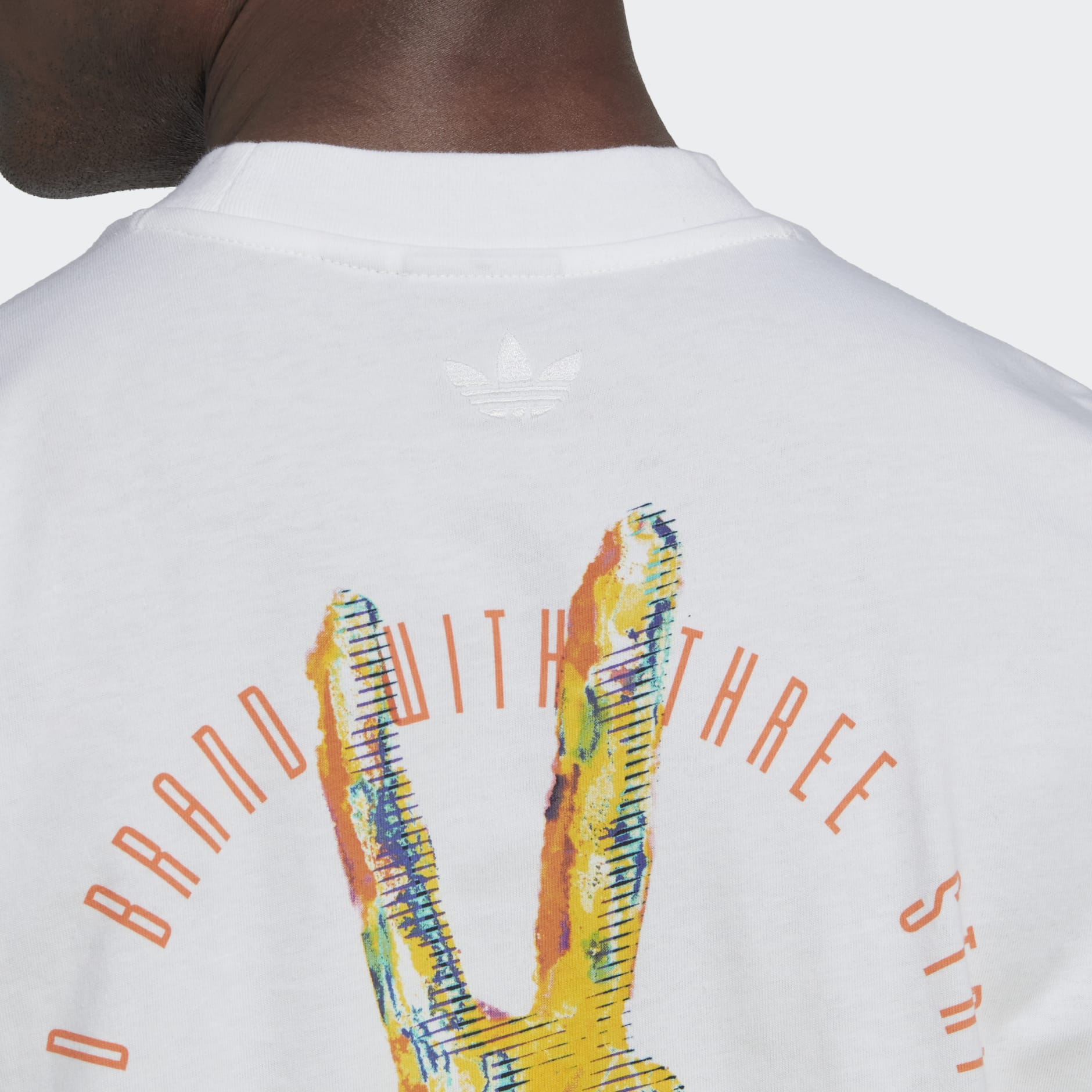 VICTORY TEE