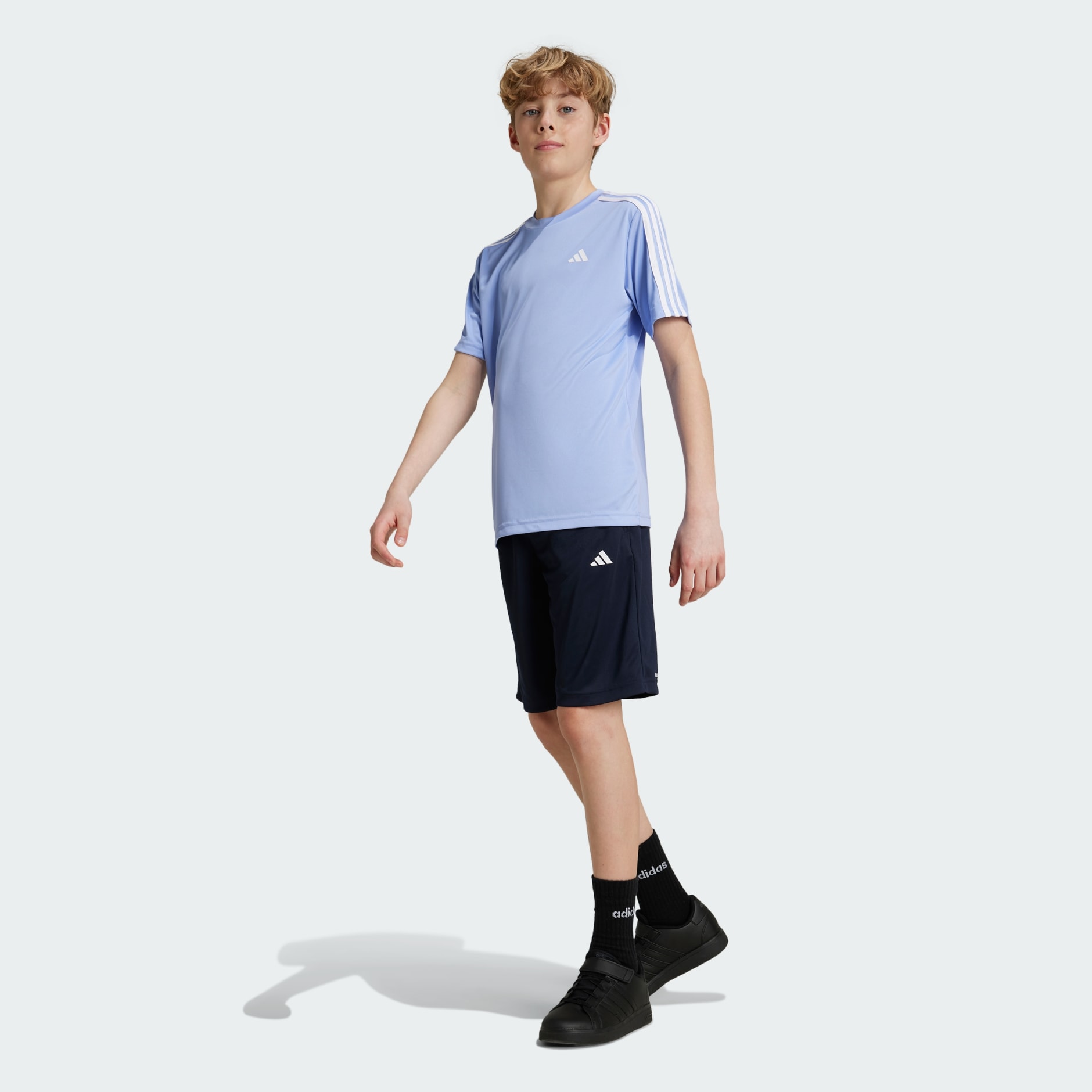 طقم تدريب Train Essentials AEROREADY 3-Stripes Regular-Fit