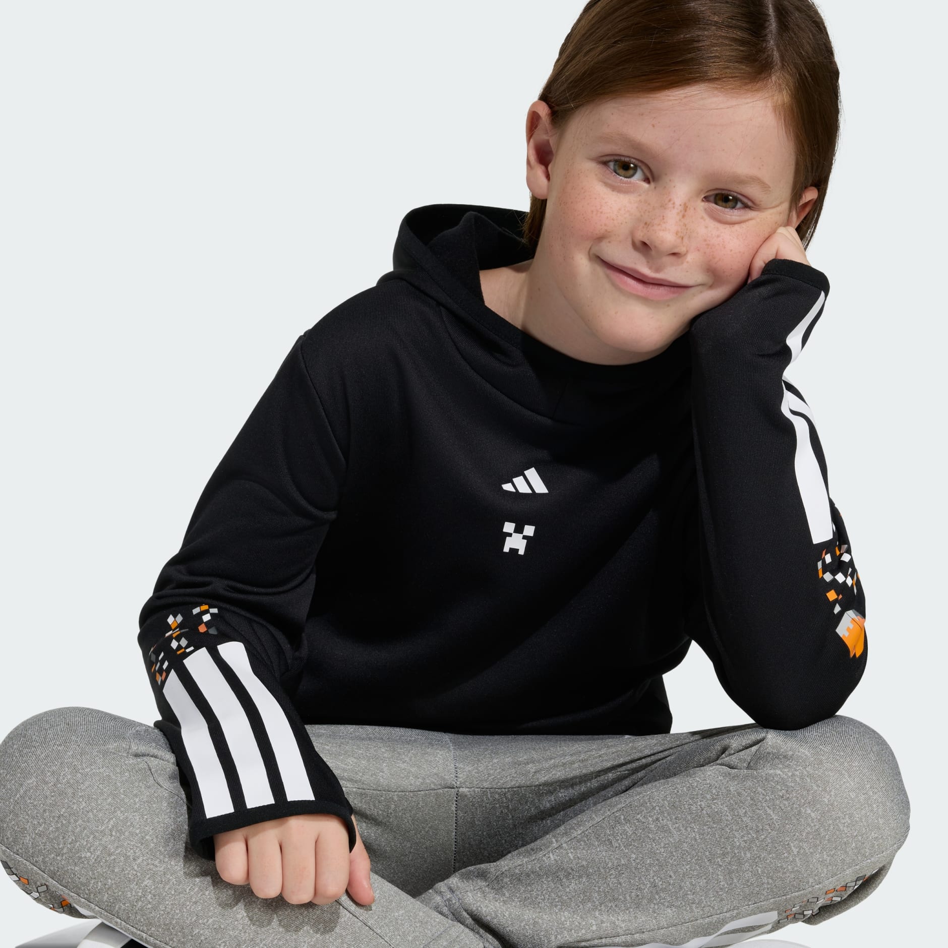 HANORAC DE ANTRENAMENT ADIDAS MINECRAFT CU 3 DUNGI