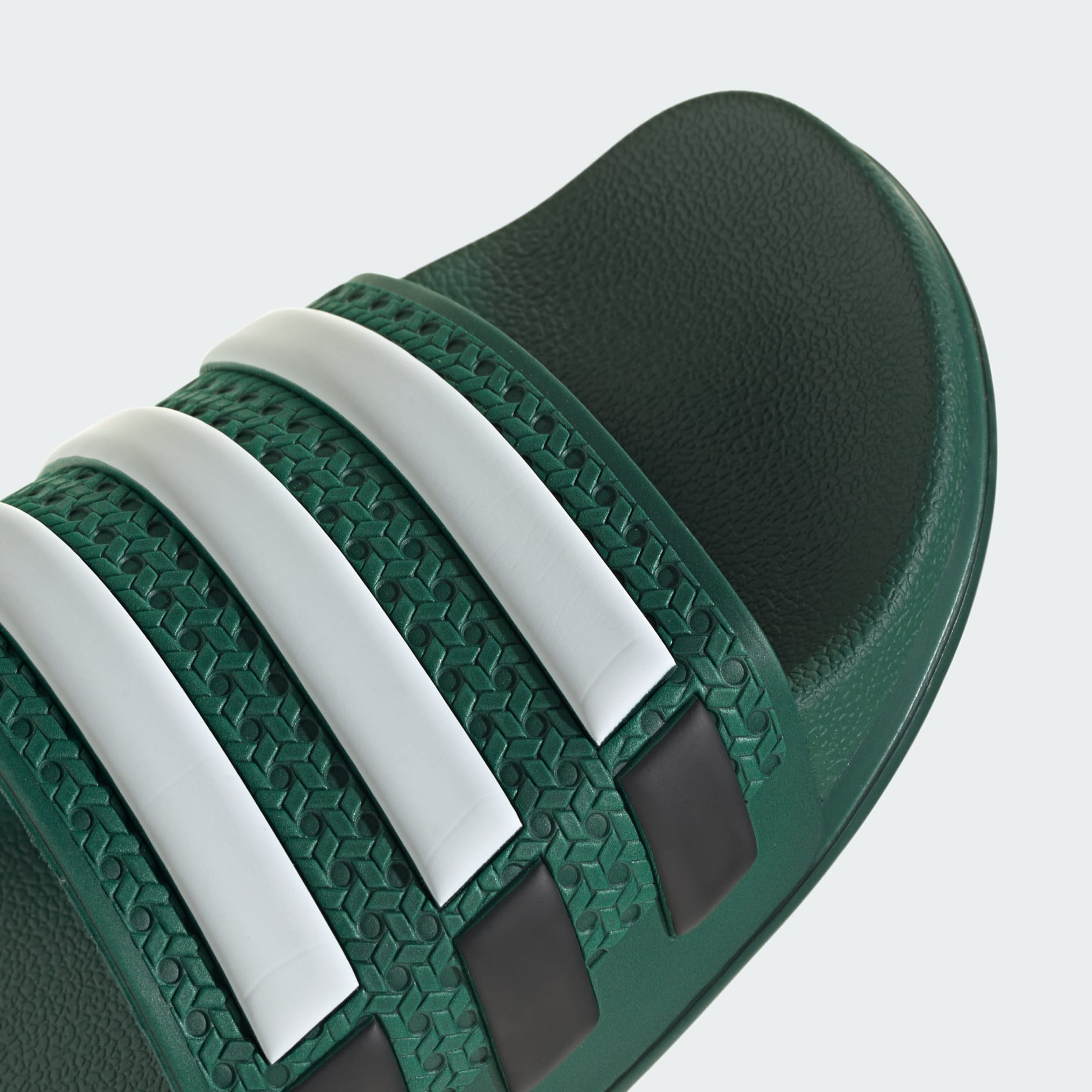 ADILETTE OG CF SLIDES