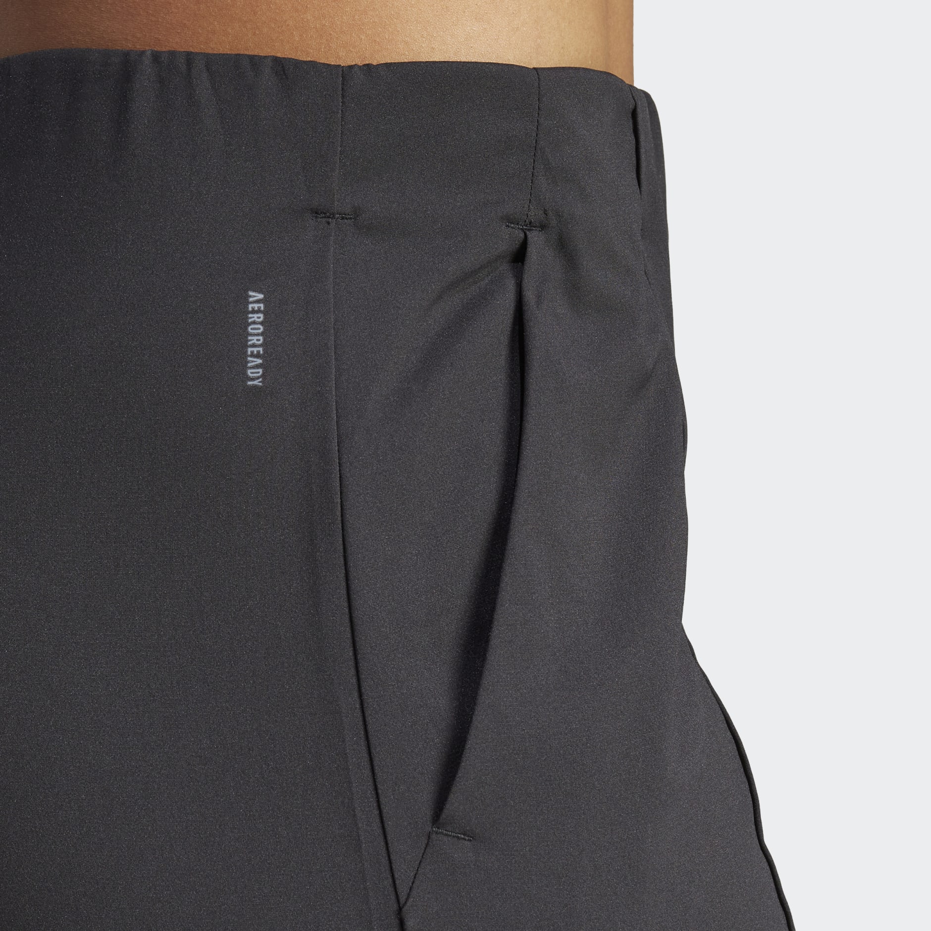 adidas AEROREADY Woven LK Branding - adidas Black Essentials Pants Train | Minimal