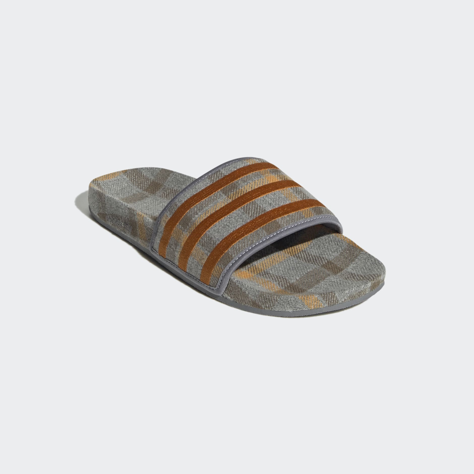 Adilette Slides