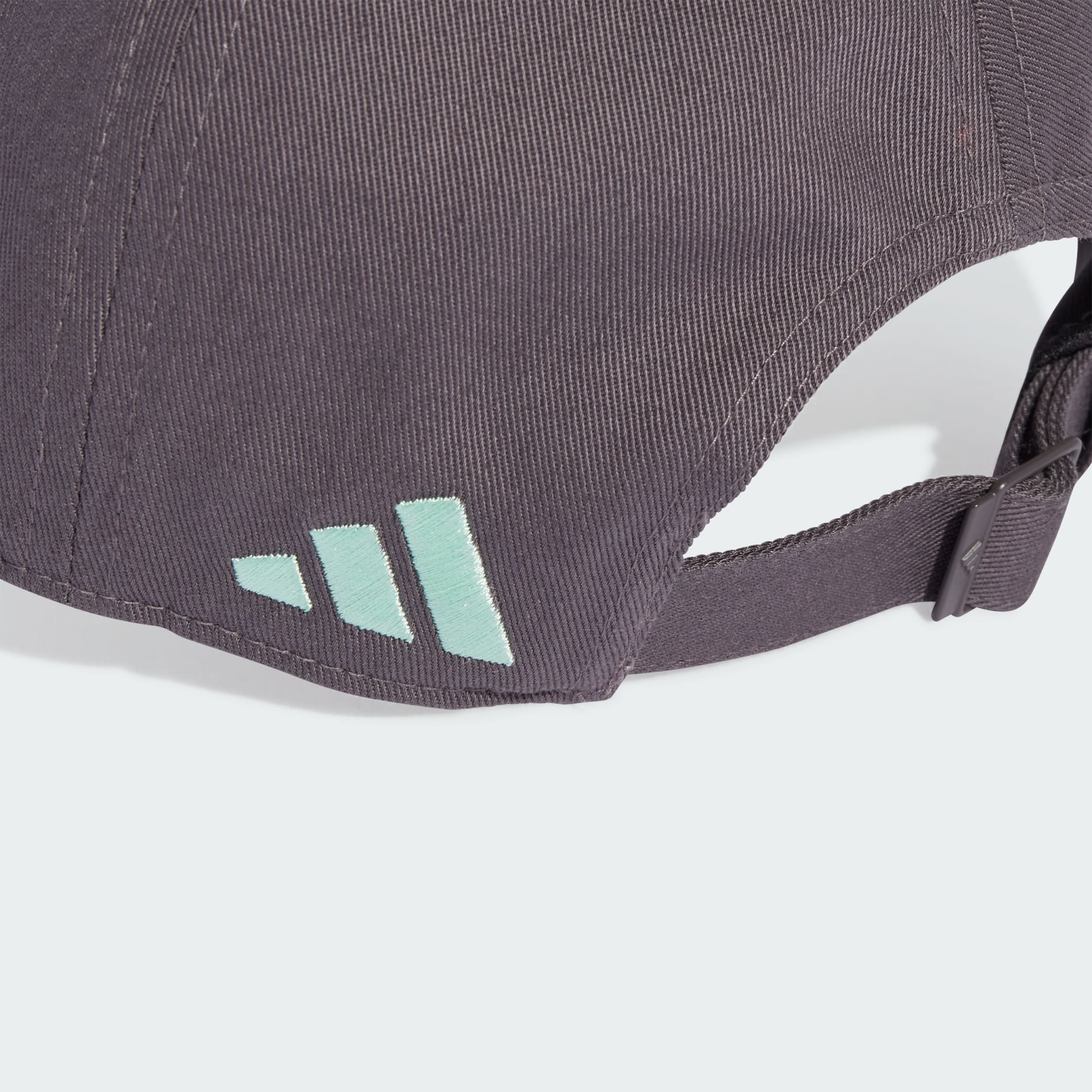 MERCEDES - AMG PETRONAS FORMULA ONE TEAM FAN COTTON CAP