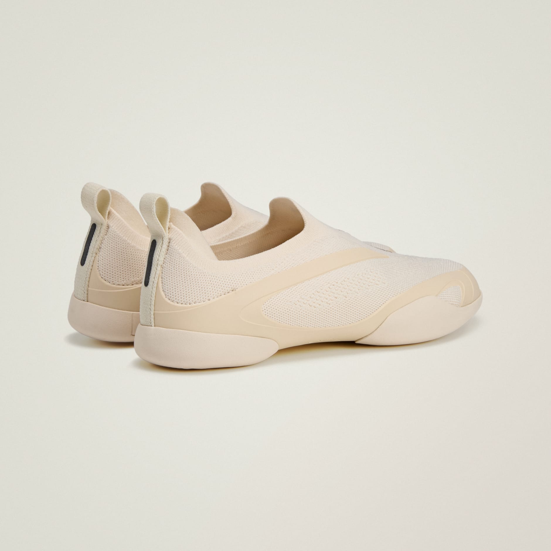 حذاء أديداس من Stella McCartney تايكوندو