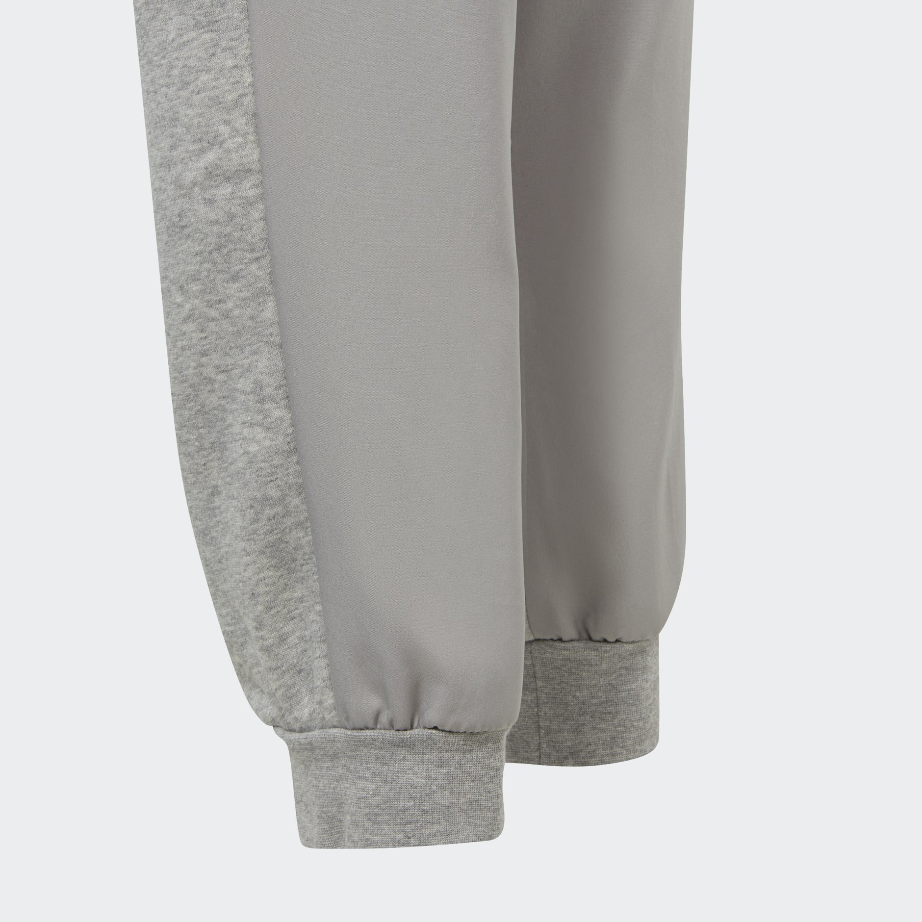 Pantaloni din polar pentru toate antimpurile