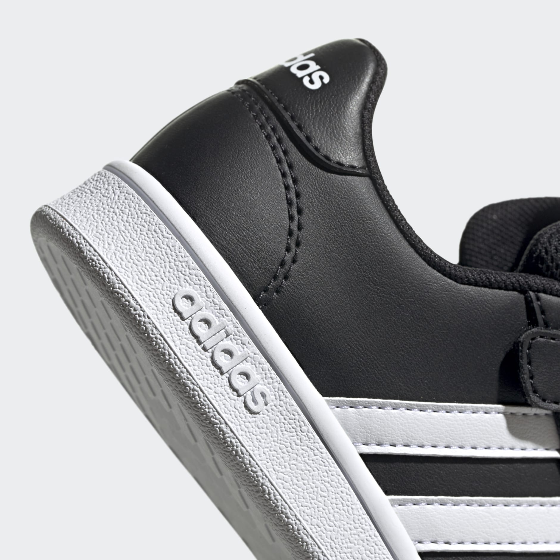 Grand Court Shoes