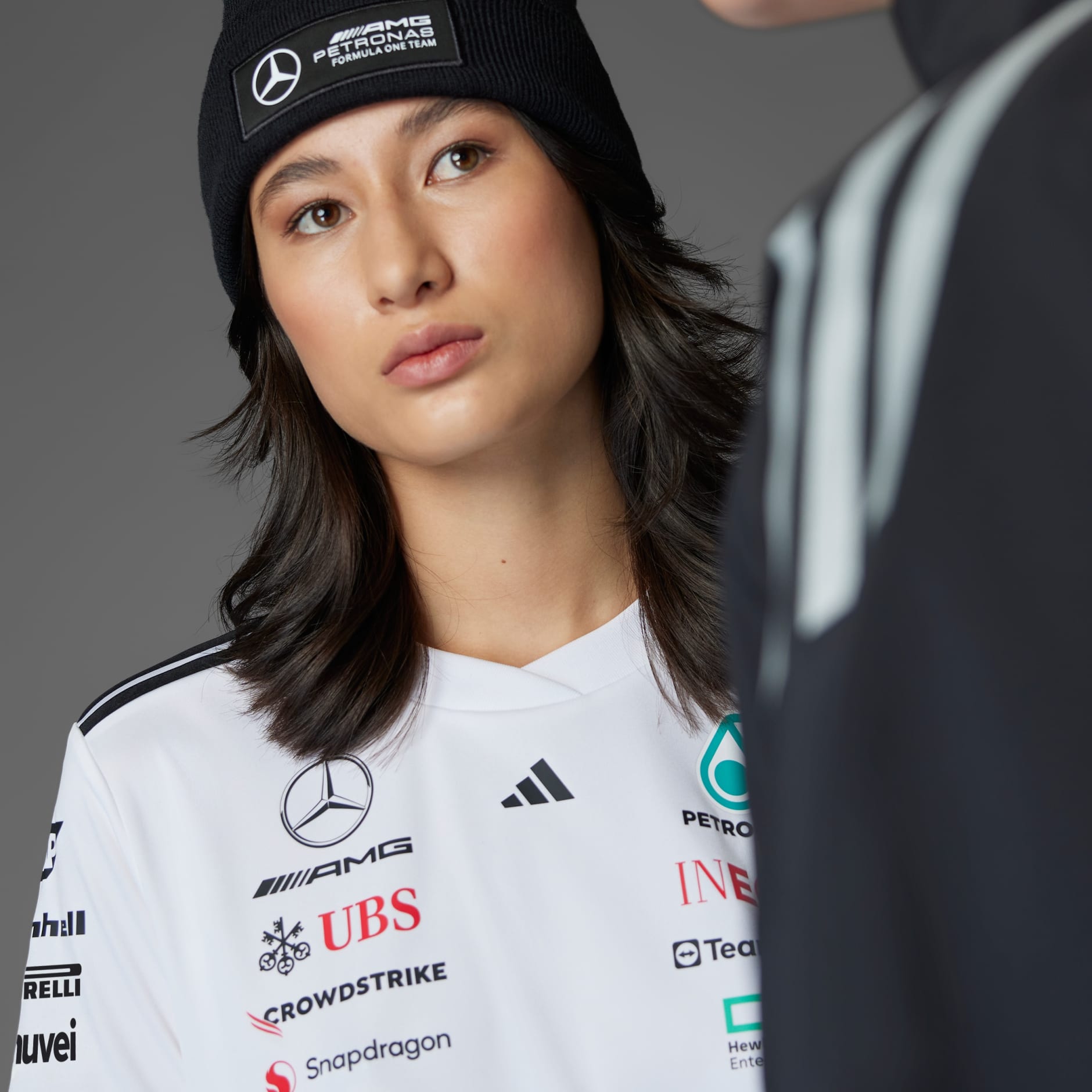 CAMISETA DE PILOTO MERCEDES - AMG PETRONAS FORMULA ONE TEAM