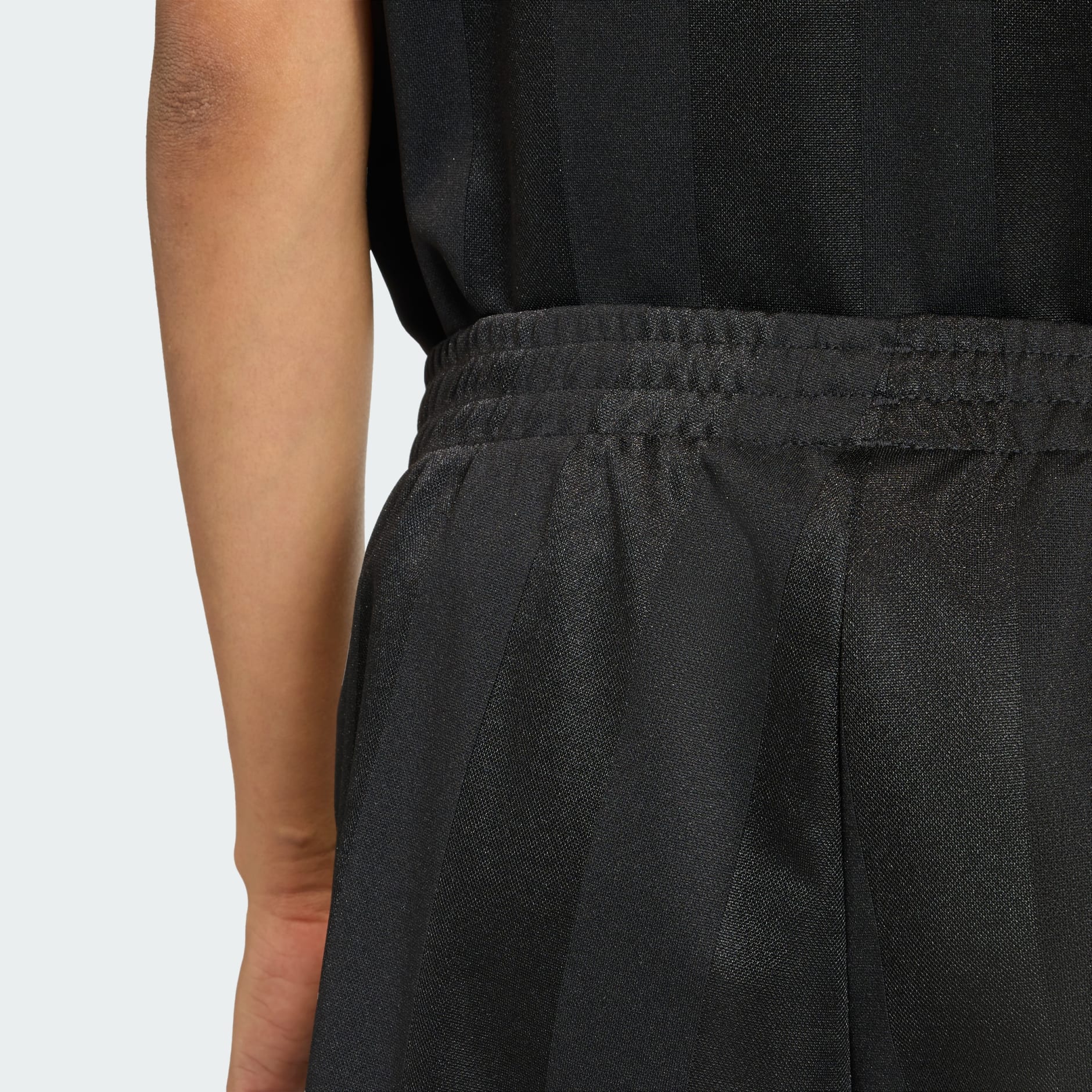 ADIDAS ORIGINALS X LIBERTY LONDON FIREBIRD SHORTS