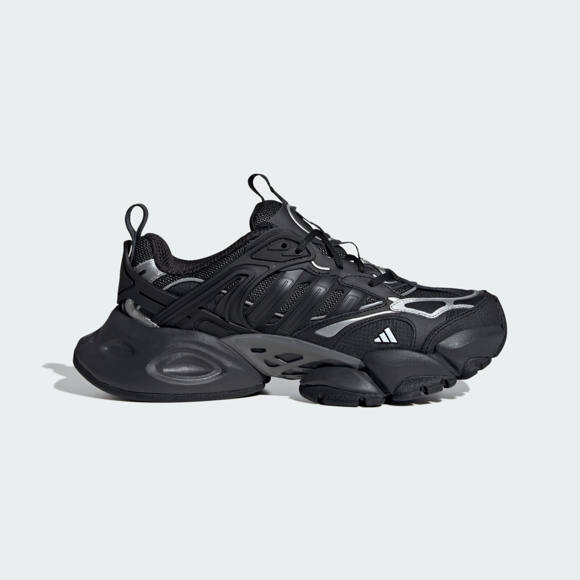 XLG Runner Deluxe Shoes