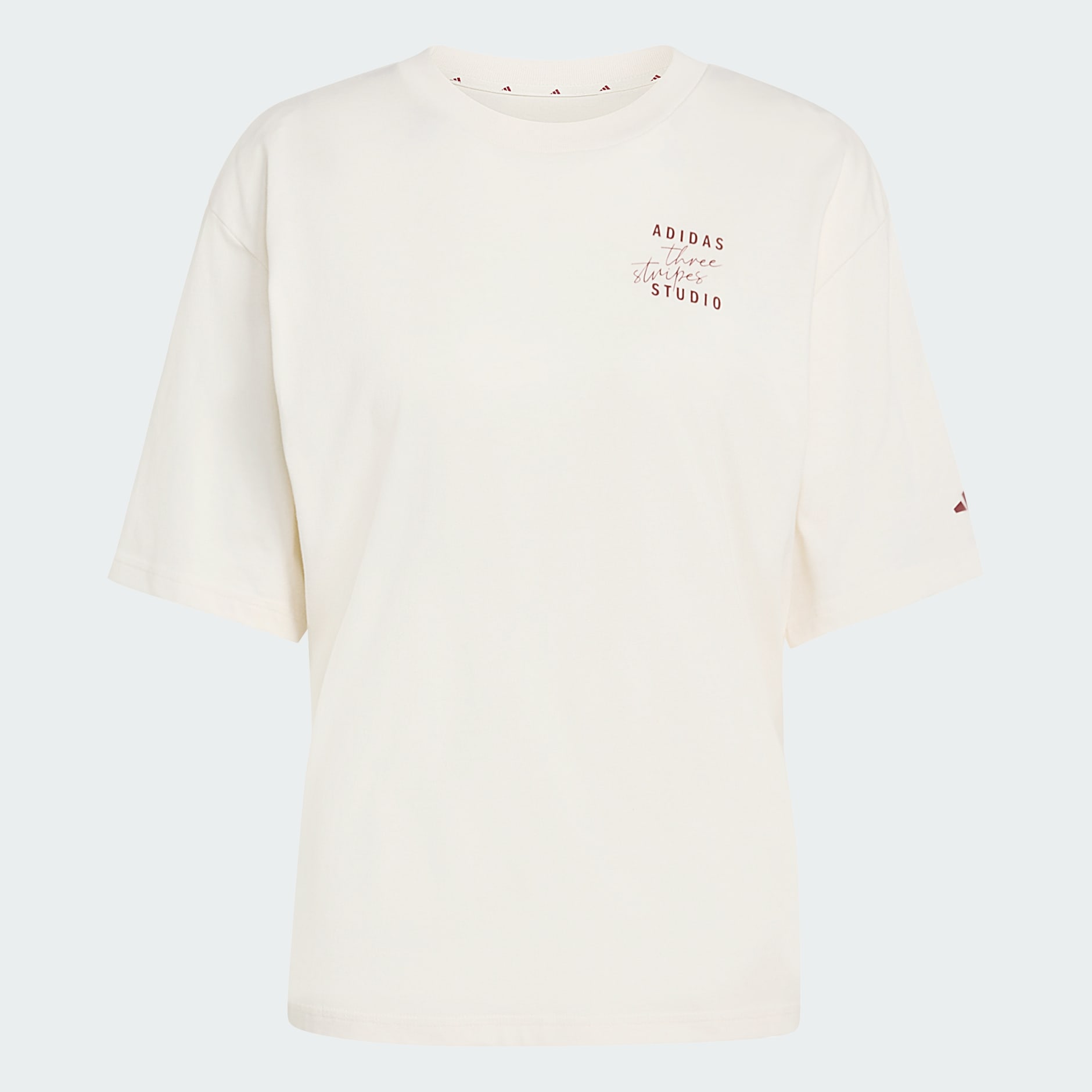 חולצת טי בויפרנד של סטודיו 3 סטריפס