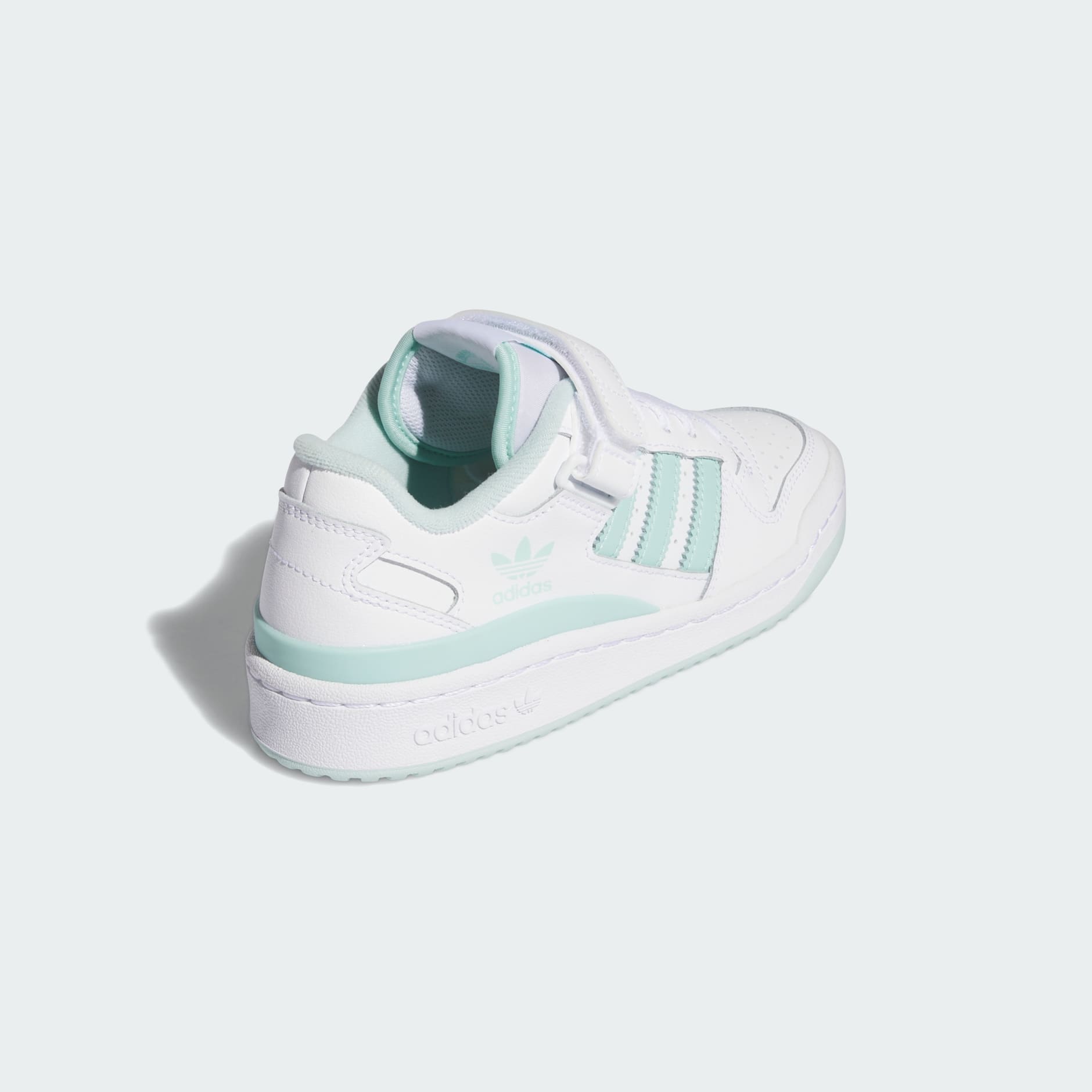 Pantofi sport cu car&acirc;mb jos Forum