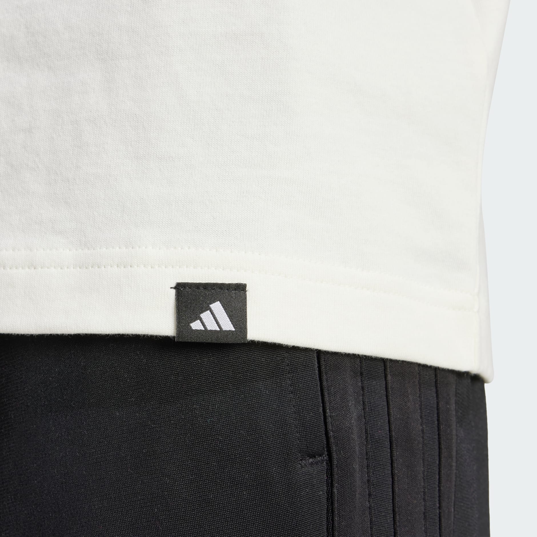 Lounge Slides Graphic Pocket Tee