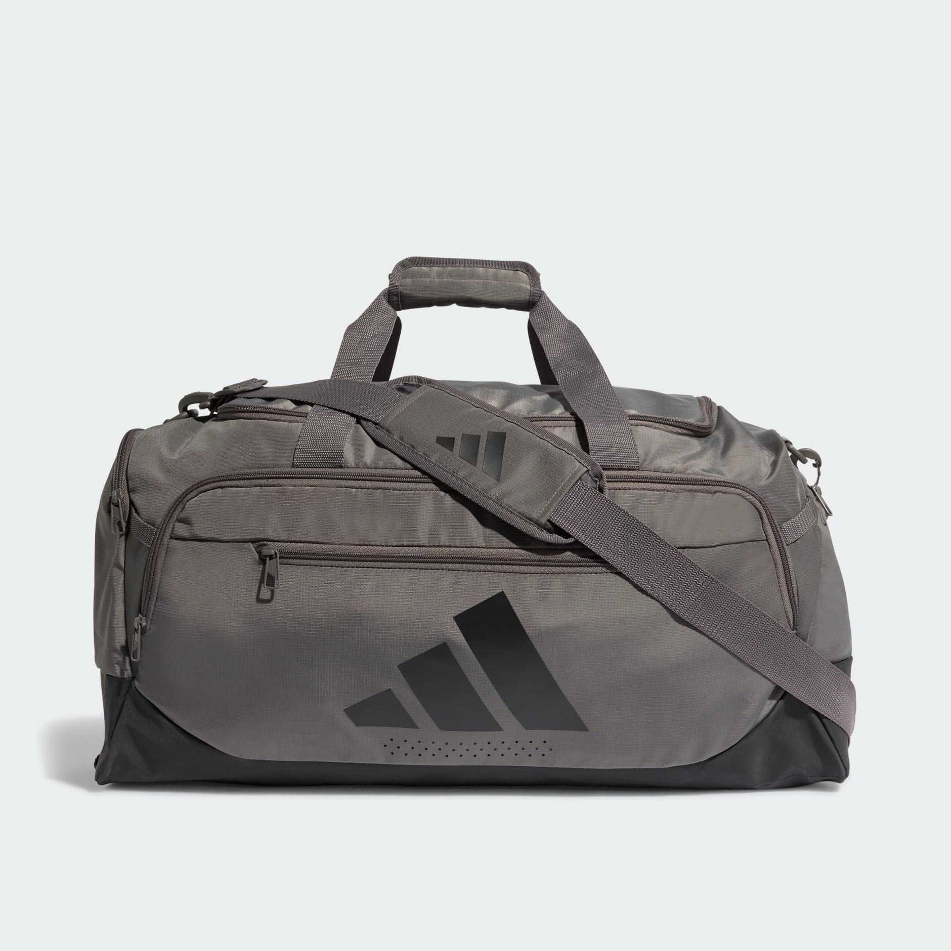 TRAINING DEFENDER DUFFLE BAG MEDIUM