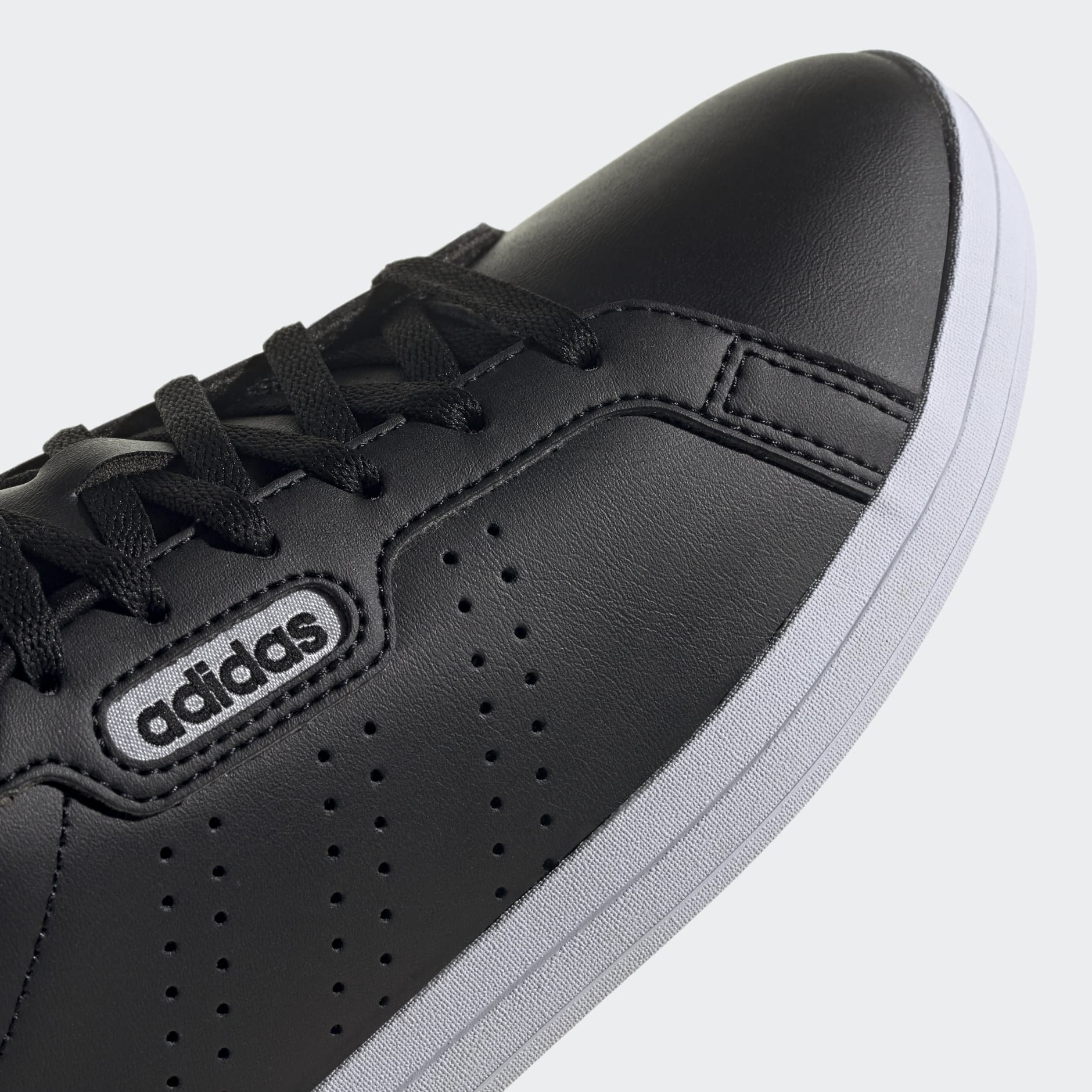 Courtpoint Base Shoes