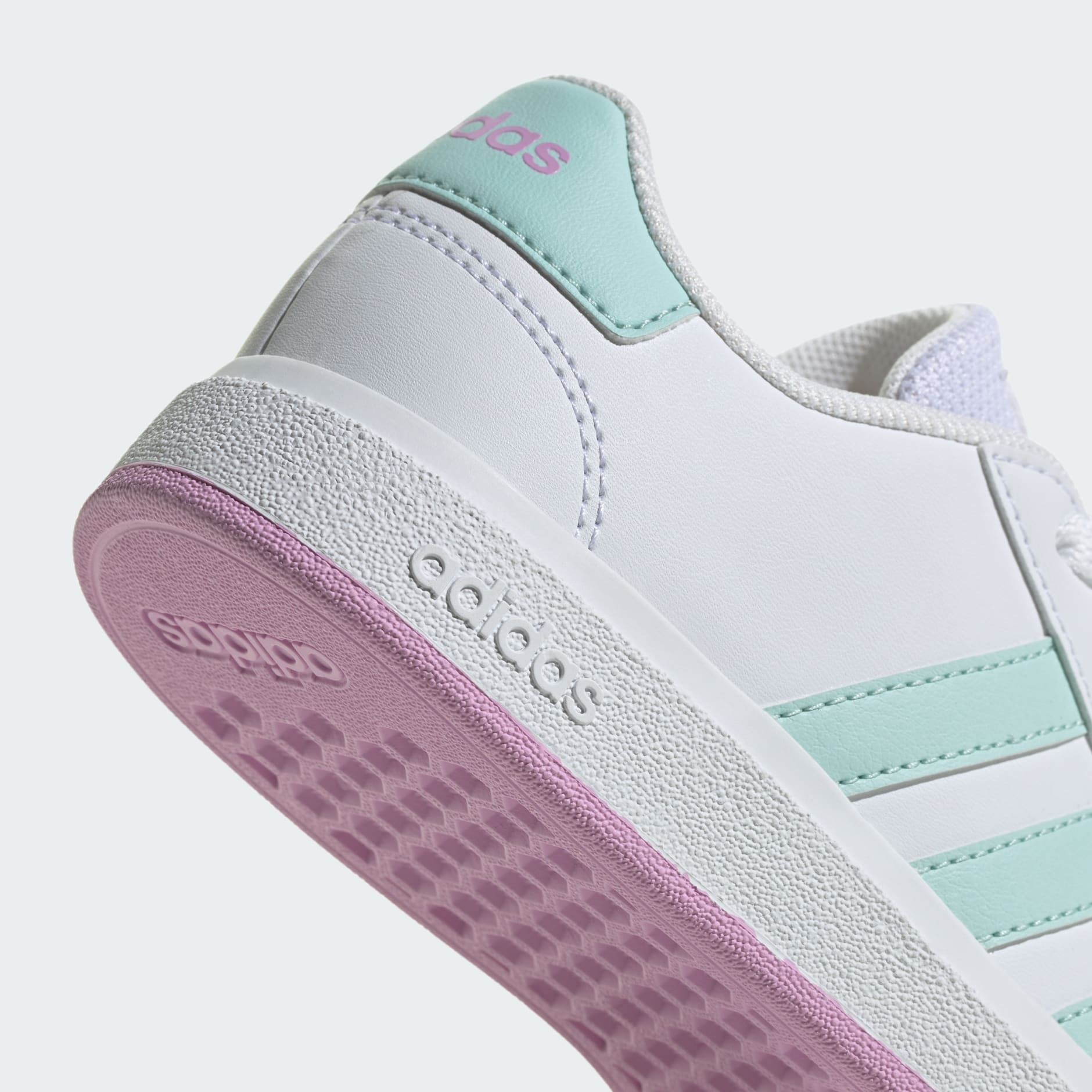 Grand Court Lifestyle Tennis Lace-Up Shoes