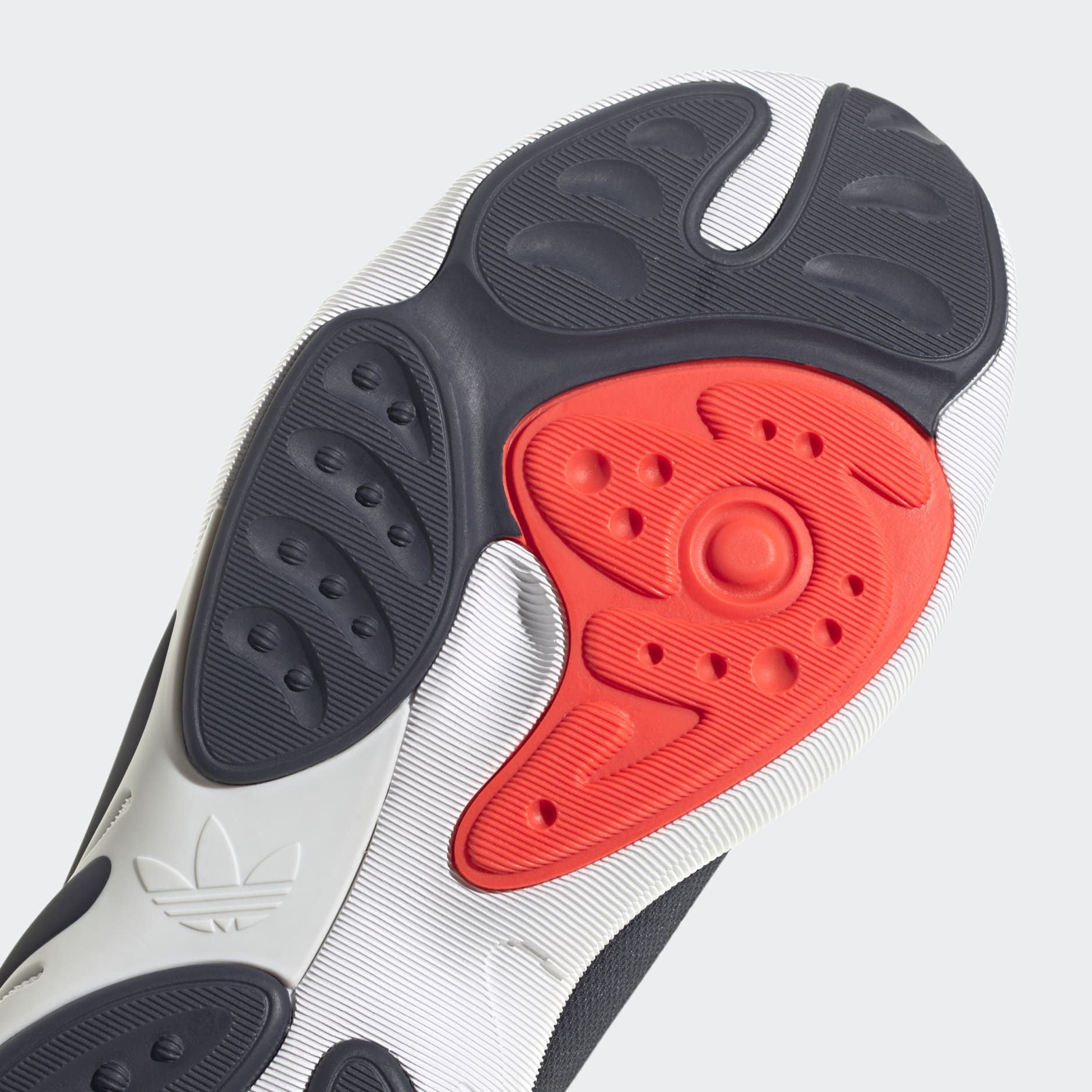 Tenis adidas SLTN