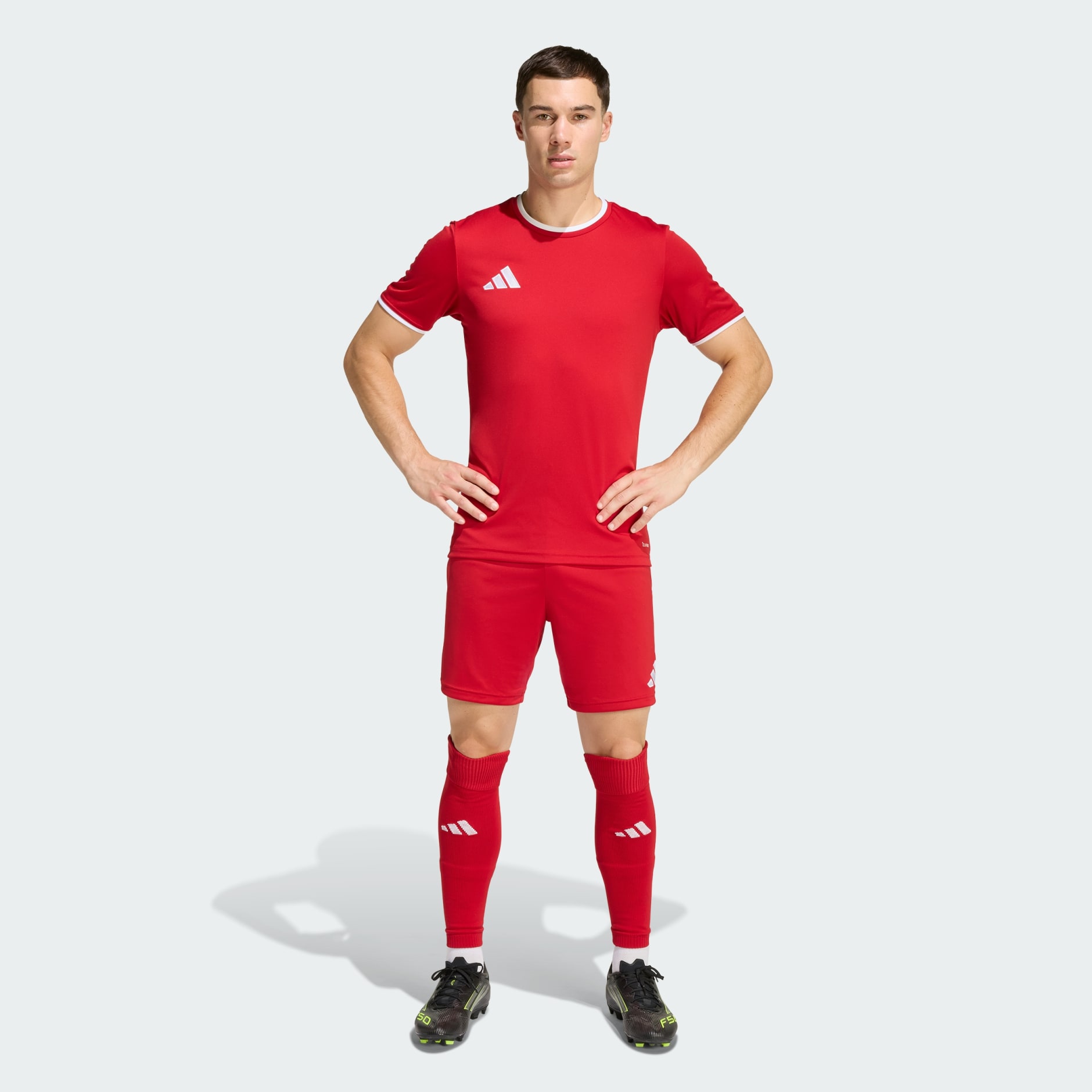 Pantaloni scurți Entrada26