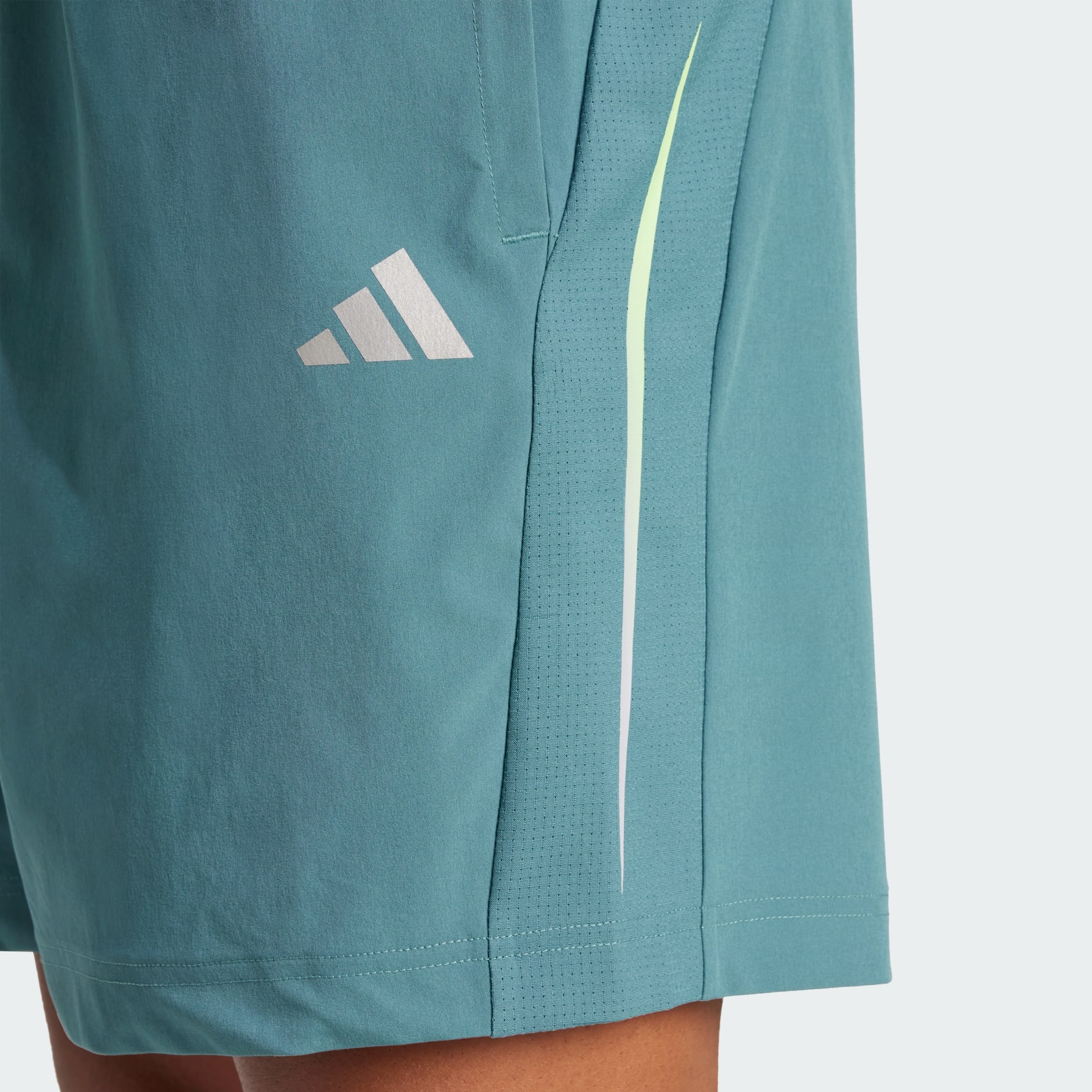 Pantaloni Scurți Tehnici