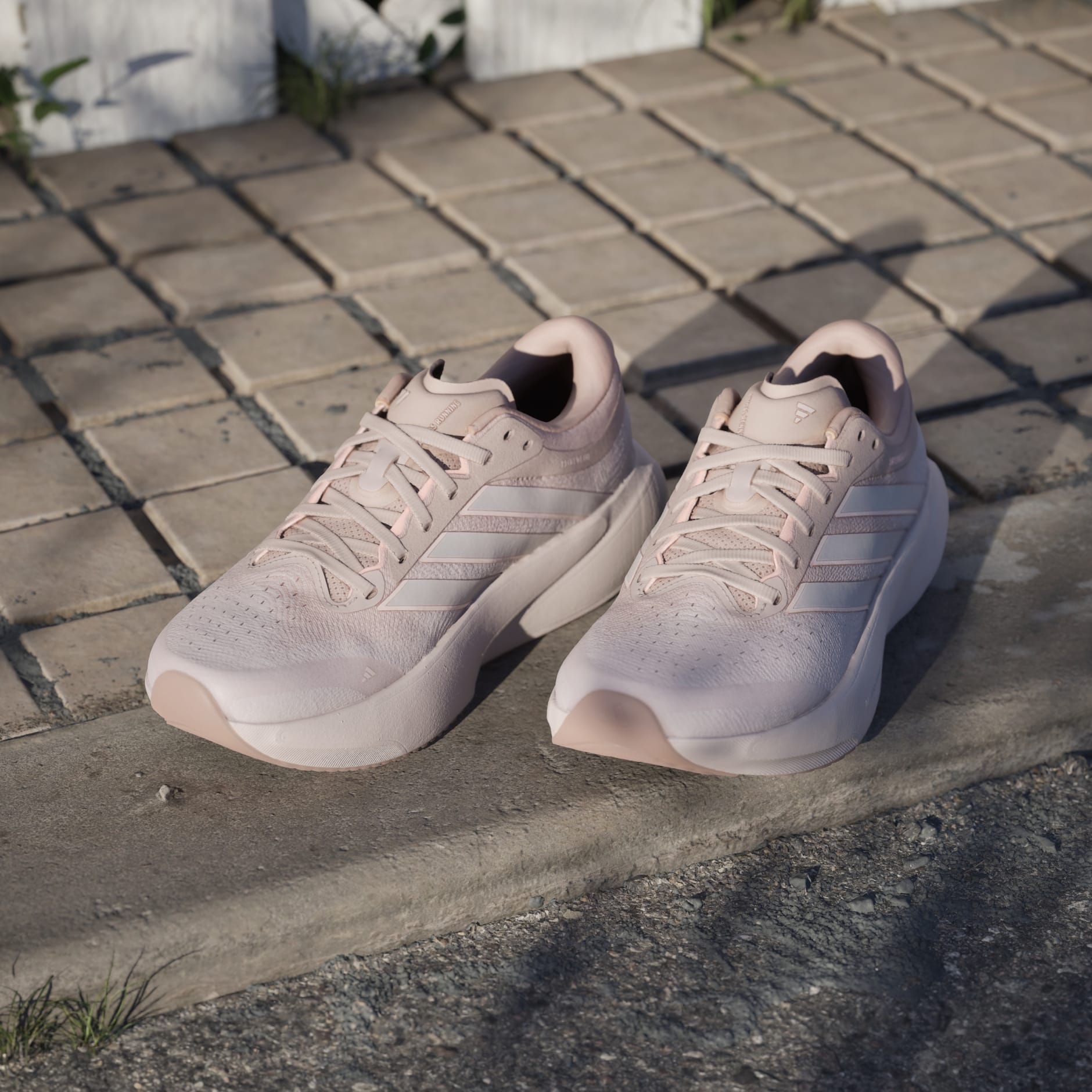 Supernova Rise 3 Running Shoes