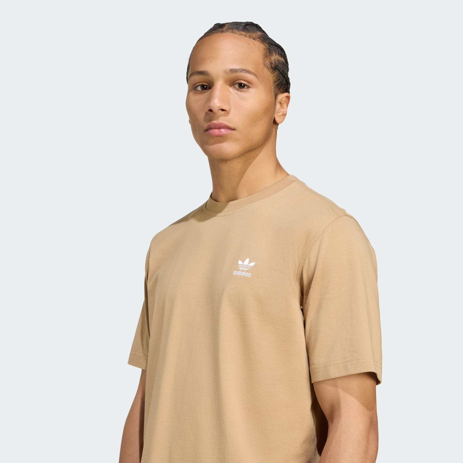 Trefoil Essentials Tee