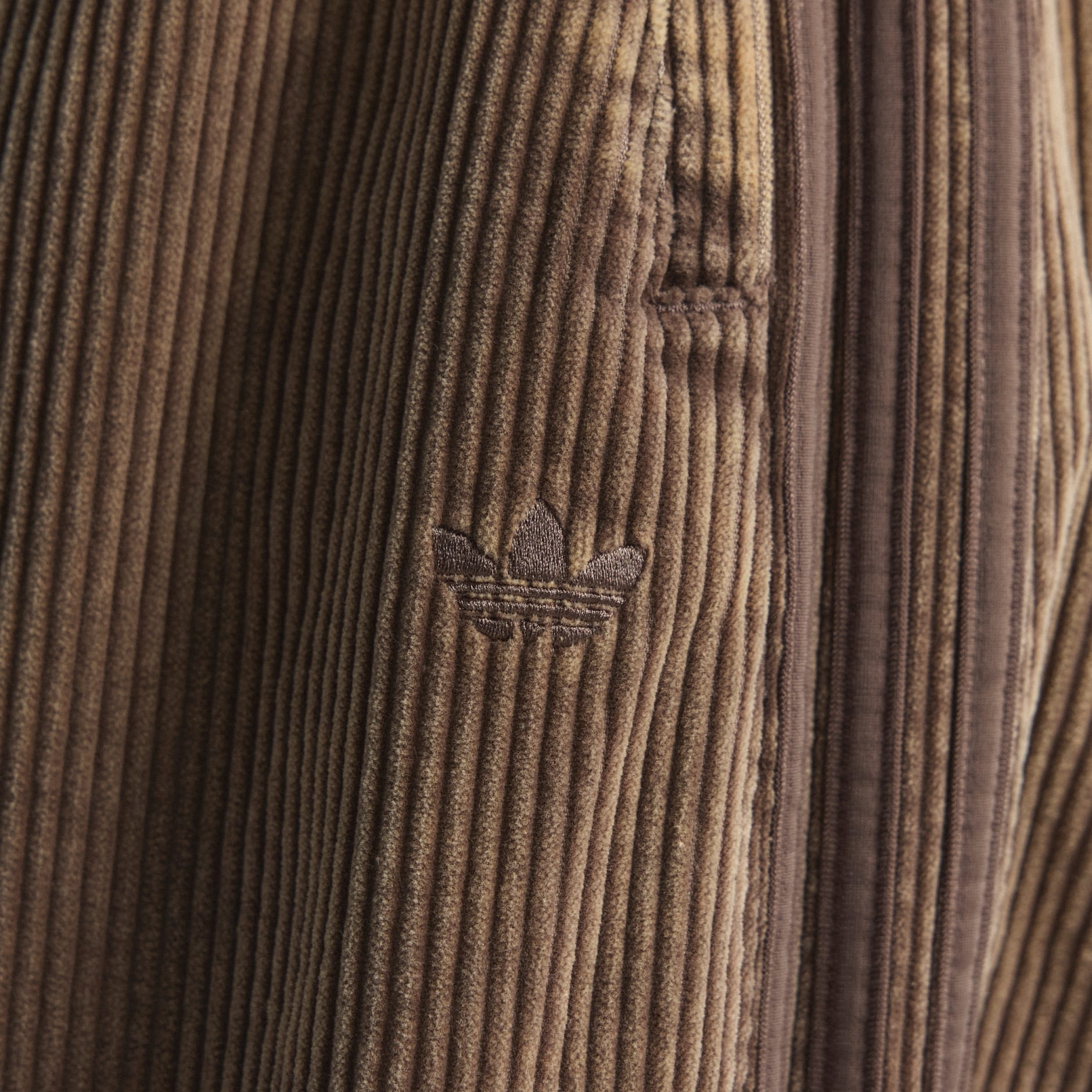 بنطال CORDUROY SST OVERSIZED