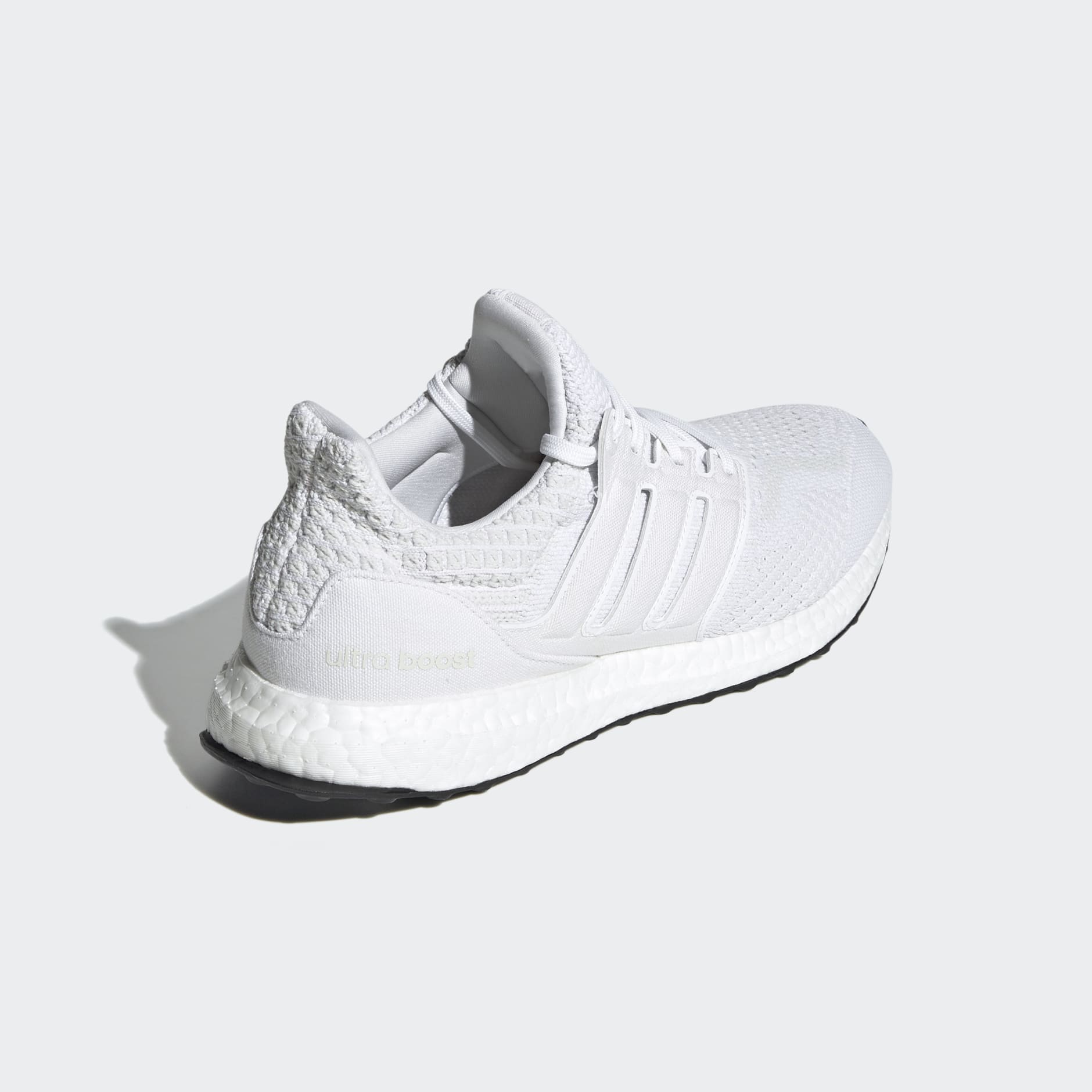 Ultraboost 5.0 DNA Shoes