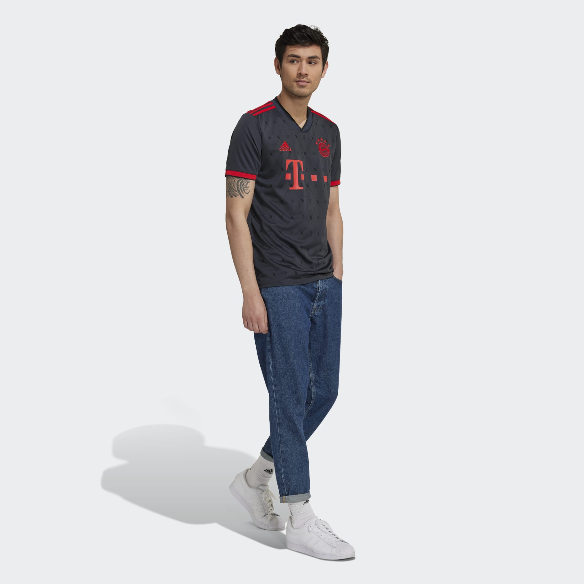 FC Bayern 22/23 Third Jersey