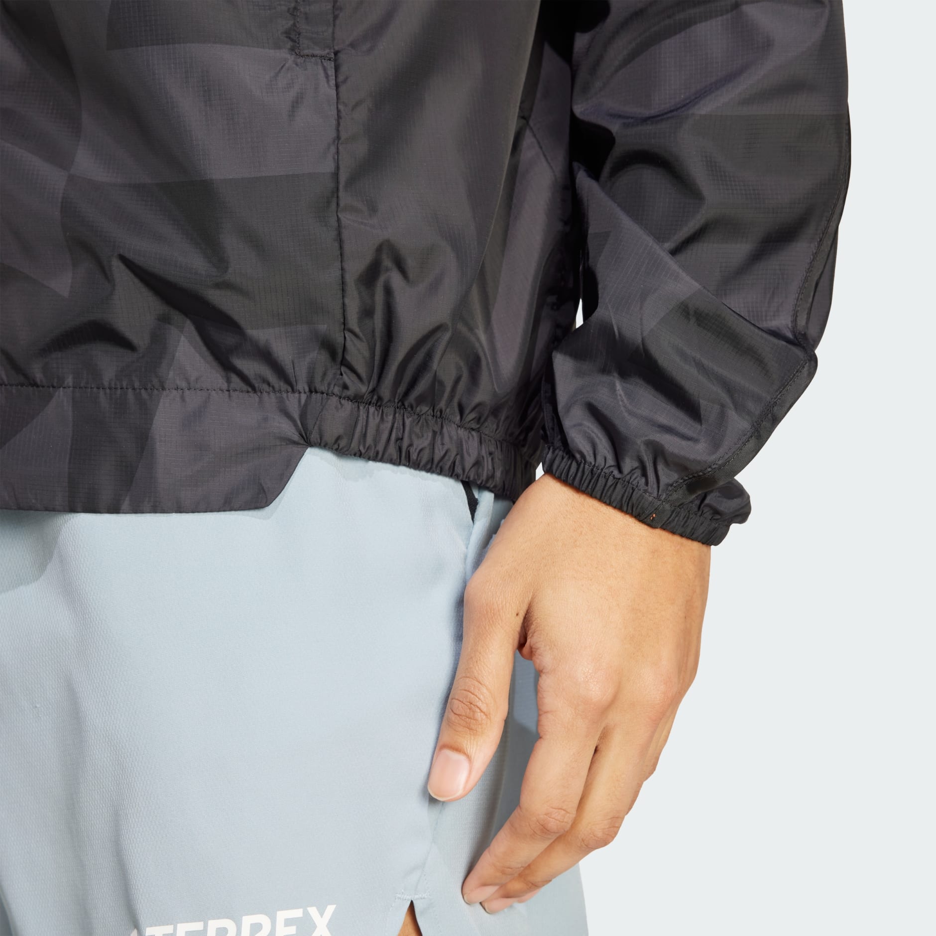 Terrex Multi Printed Wind Jacket