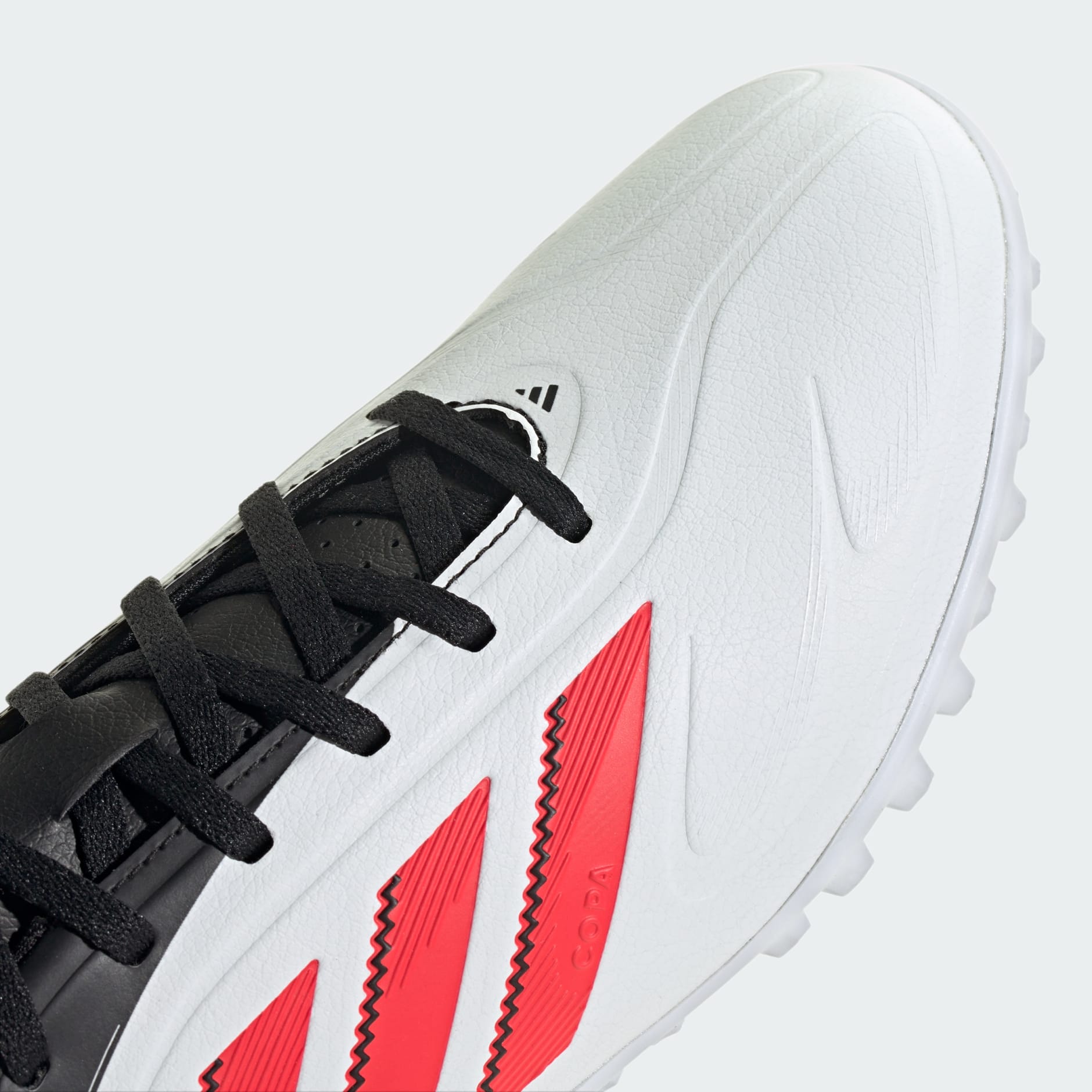 Copa Pure 3 Club 草披場足球球靴