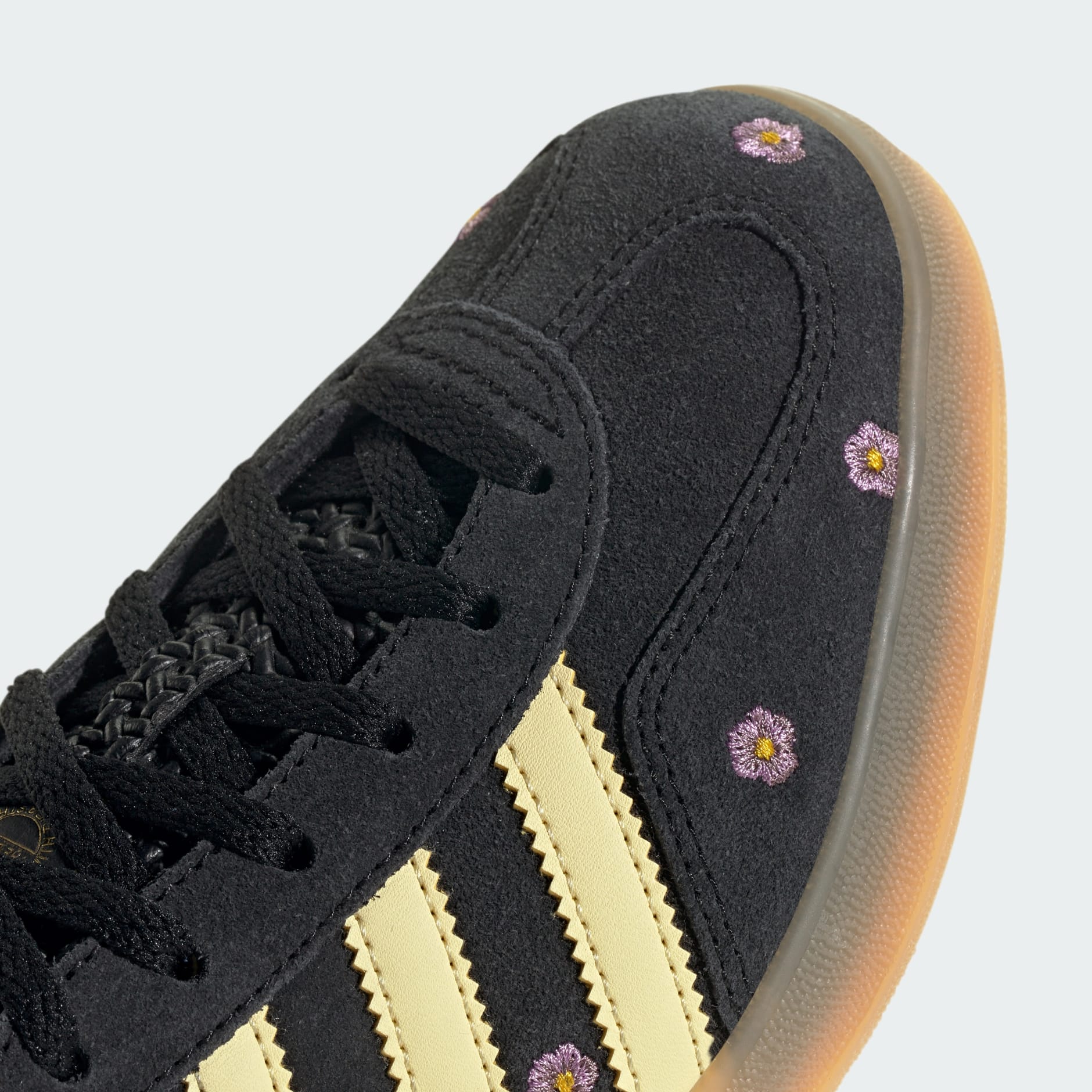 Gazelle Indoor Shoes