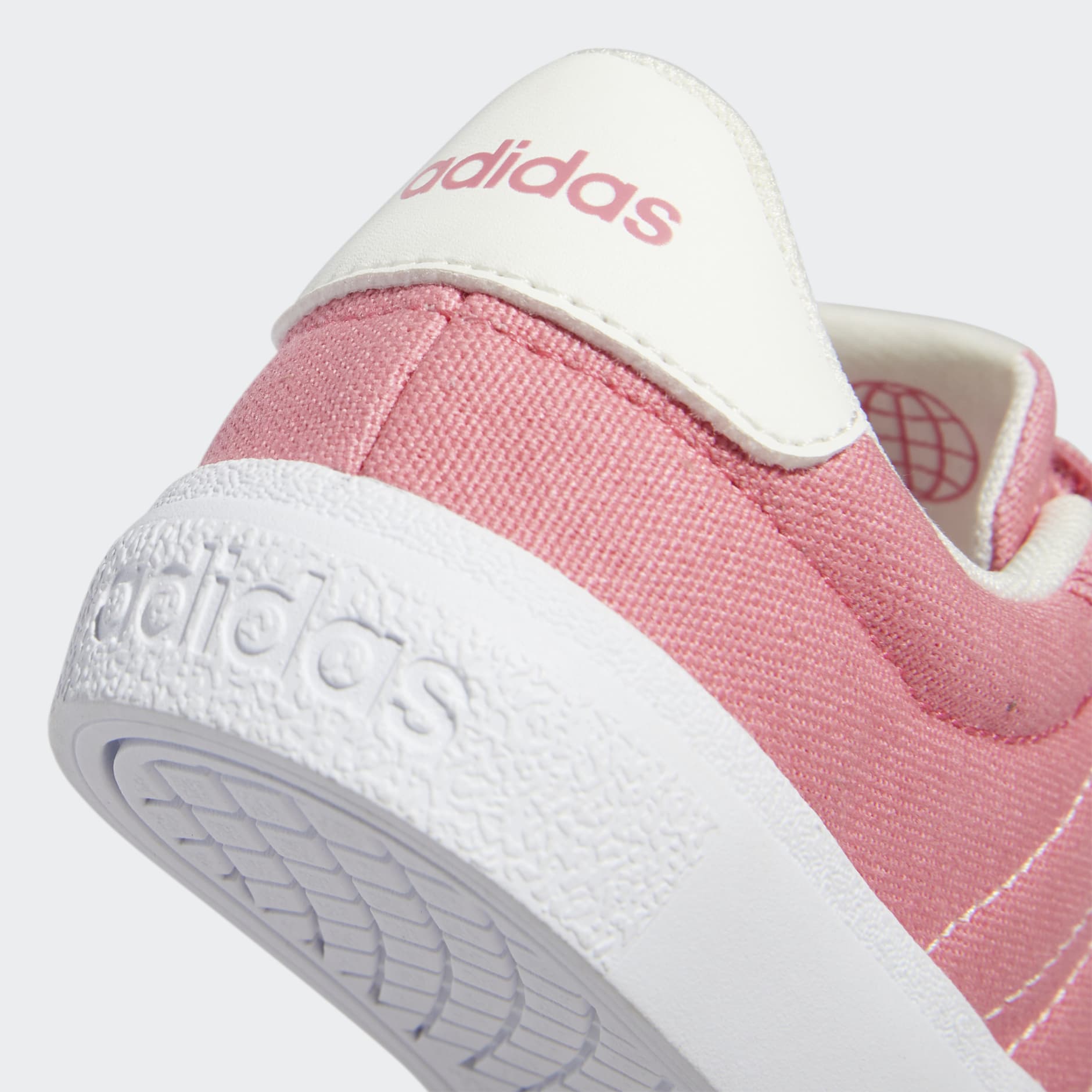 VULCRAID3R Skateboarding Shoes
