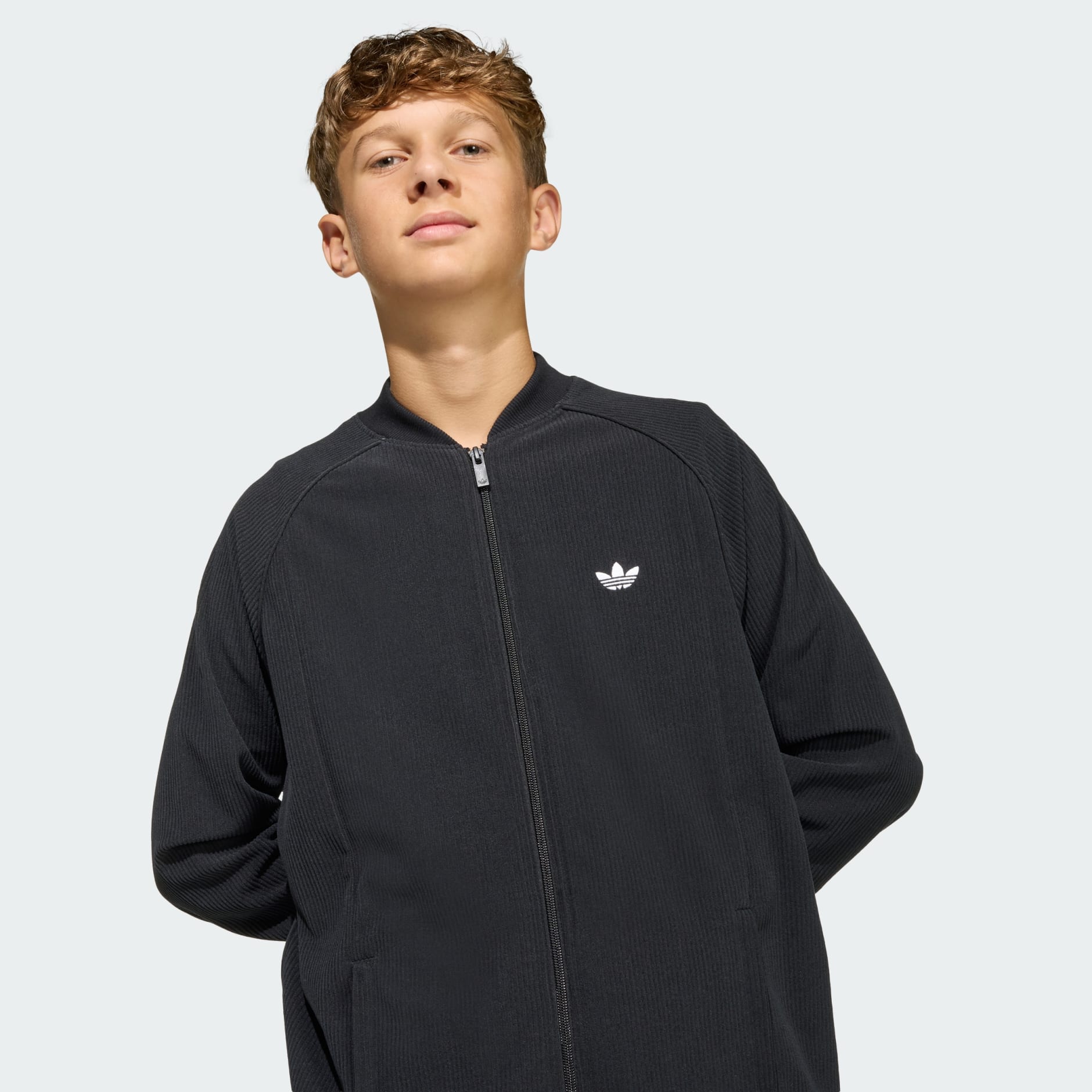 PREDIMENZIONIRAN GORNJI DIO TRENIRKE OD SAMTA SST