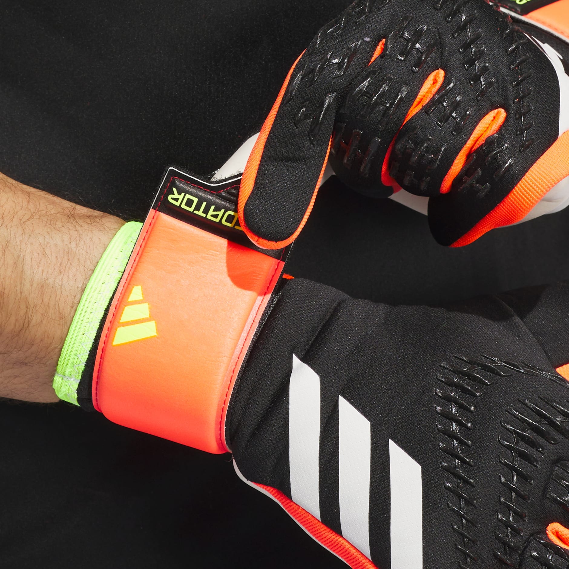 Predator League Goalkeeper Gloves