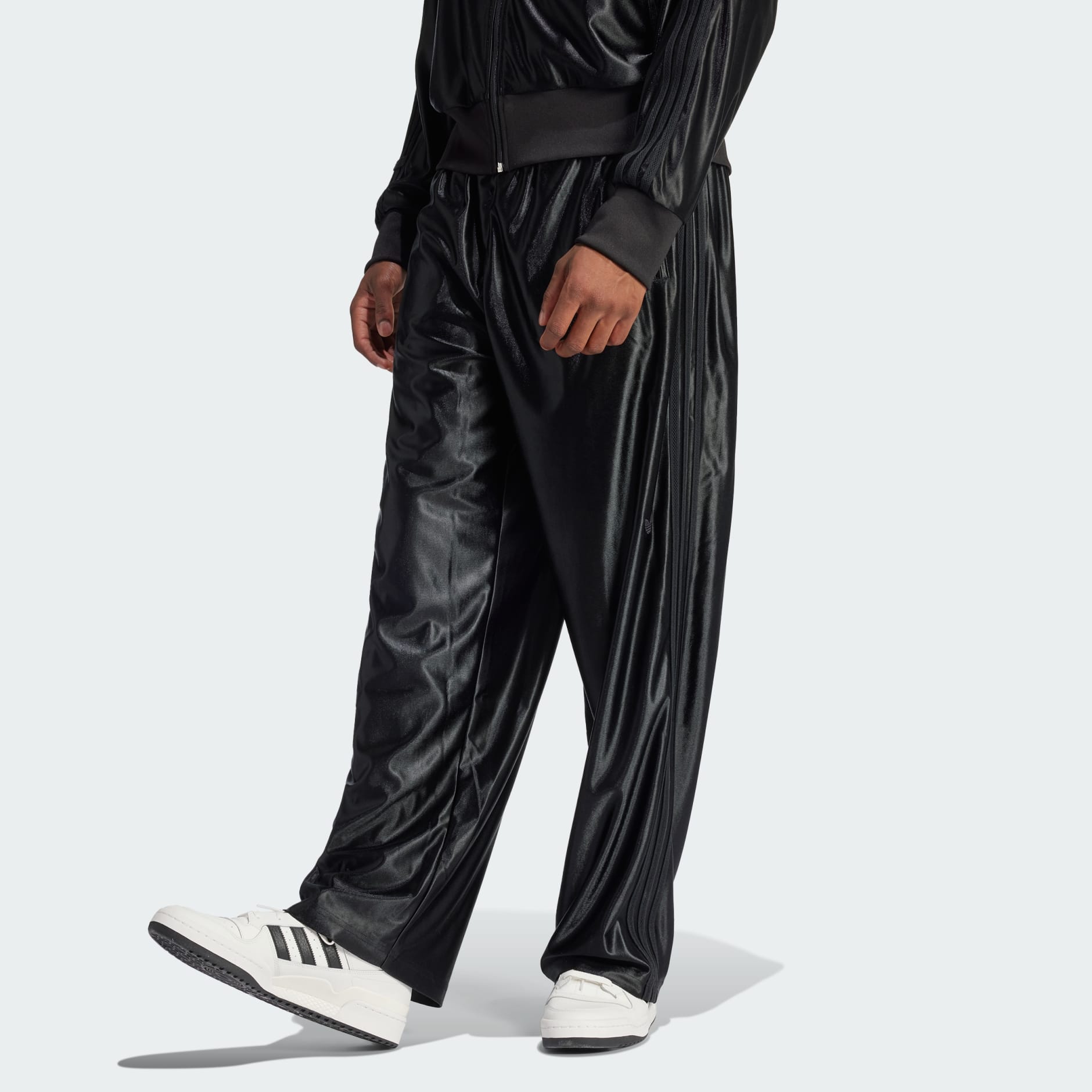 Clothing - Q3 Oversized Pants - Black | adidas South Africa