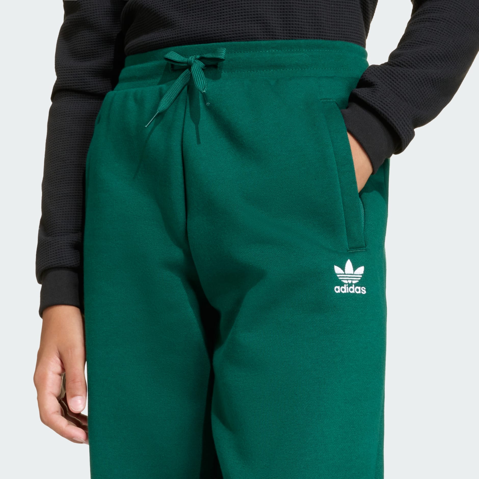 Dječje hlače od flisa &scaron;irokih nogavica