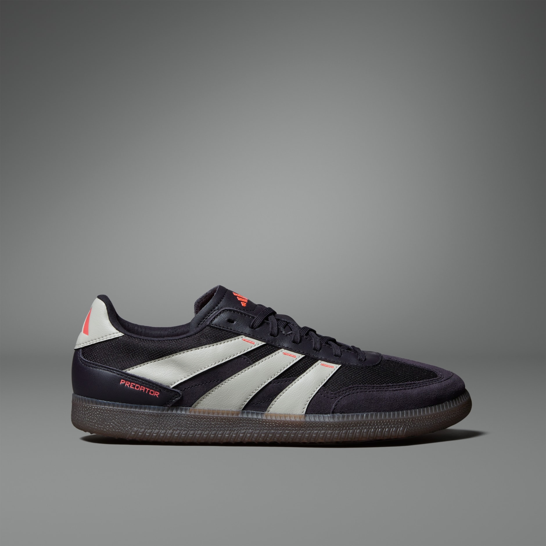 Predator Freestyle Indoor Boots