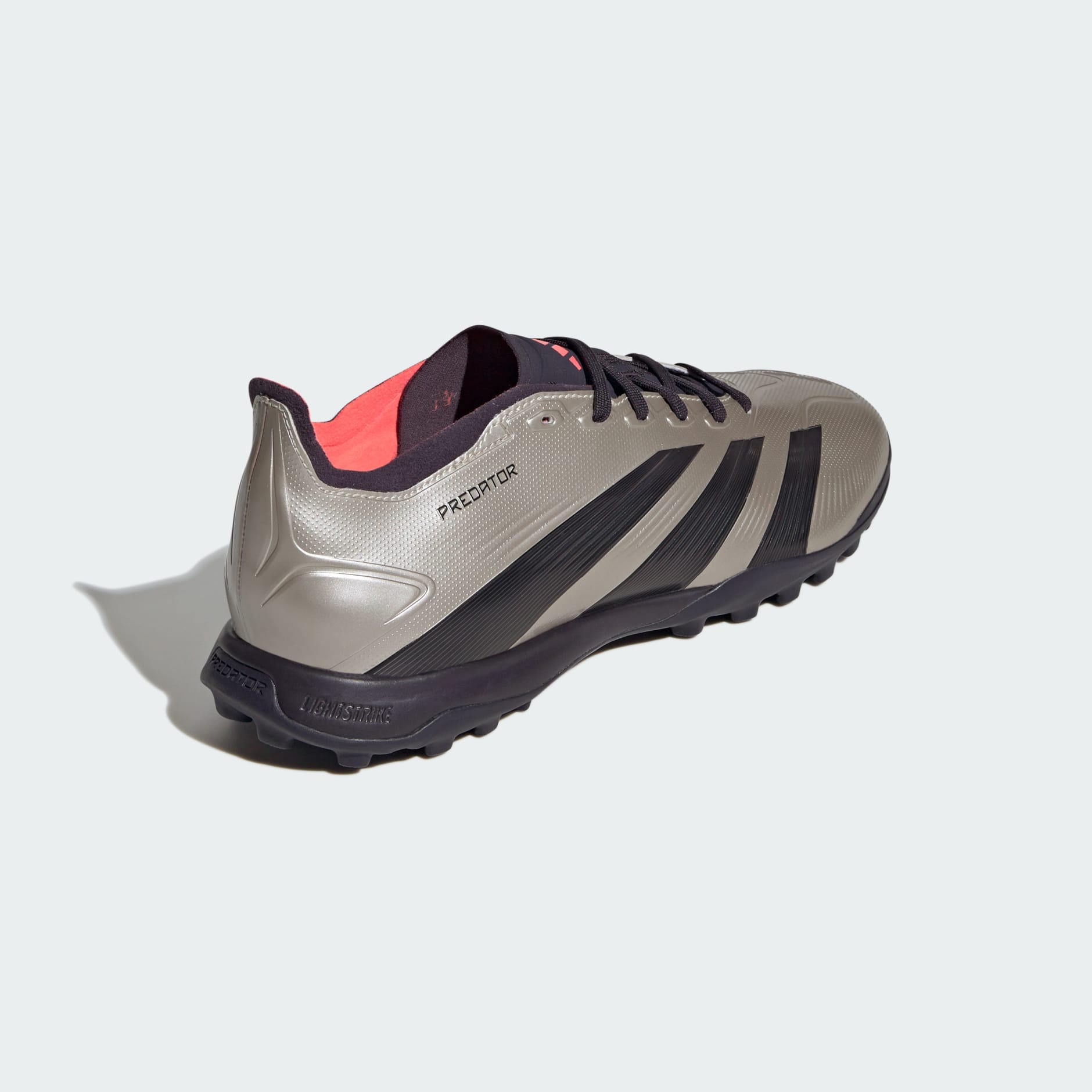 Predator League Turf Boots
