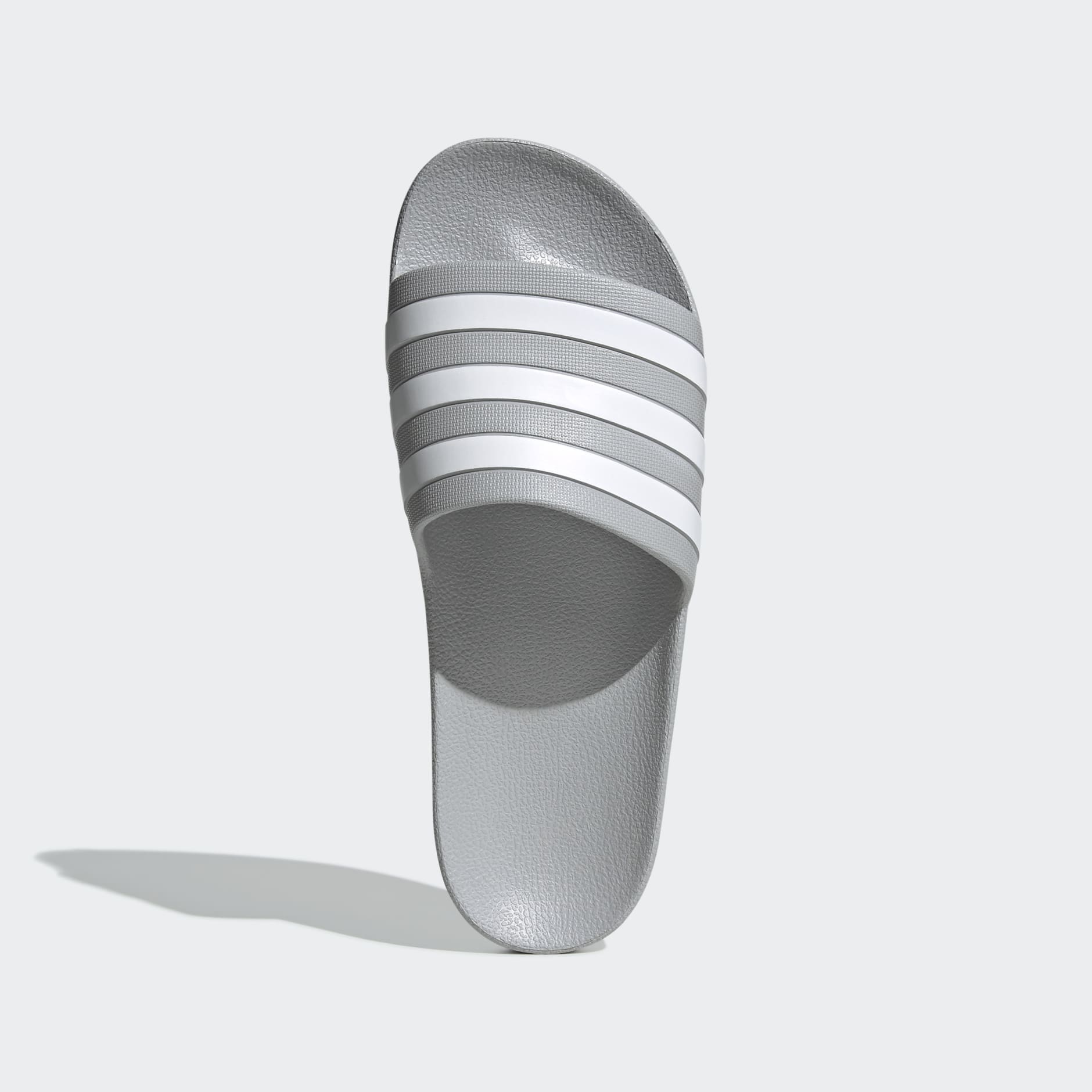 Adilette Aqua Slides