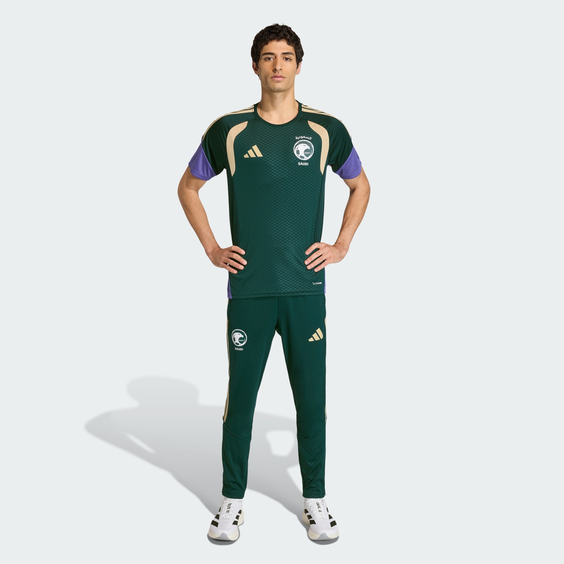 بنطال تدريب المنتخب السعودي لعام 2026 من تشكيلة Tiro