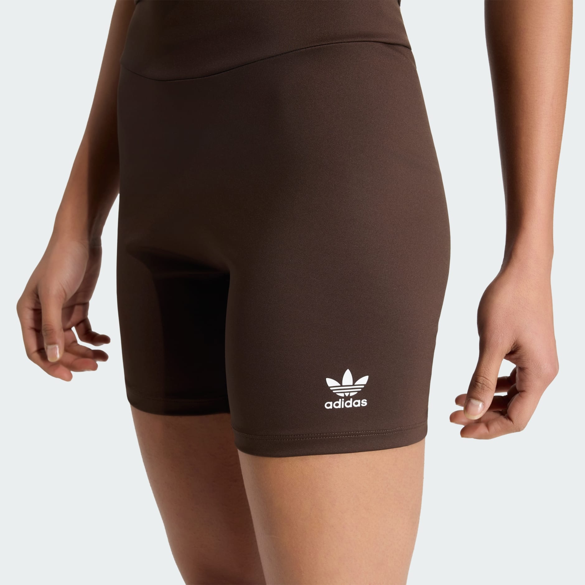 Pantaloni scurți Essentials