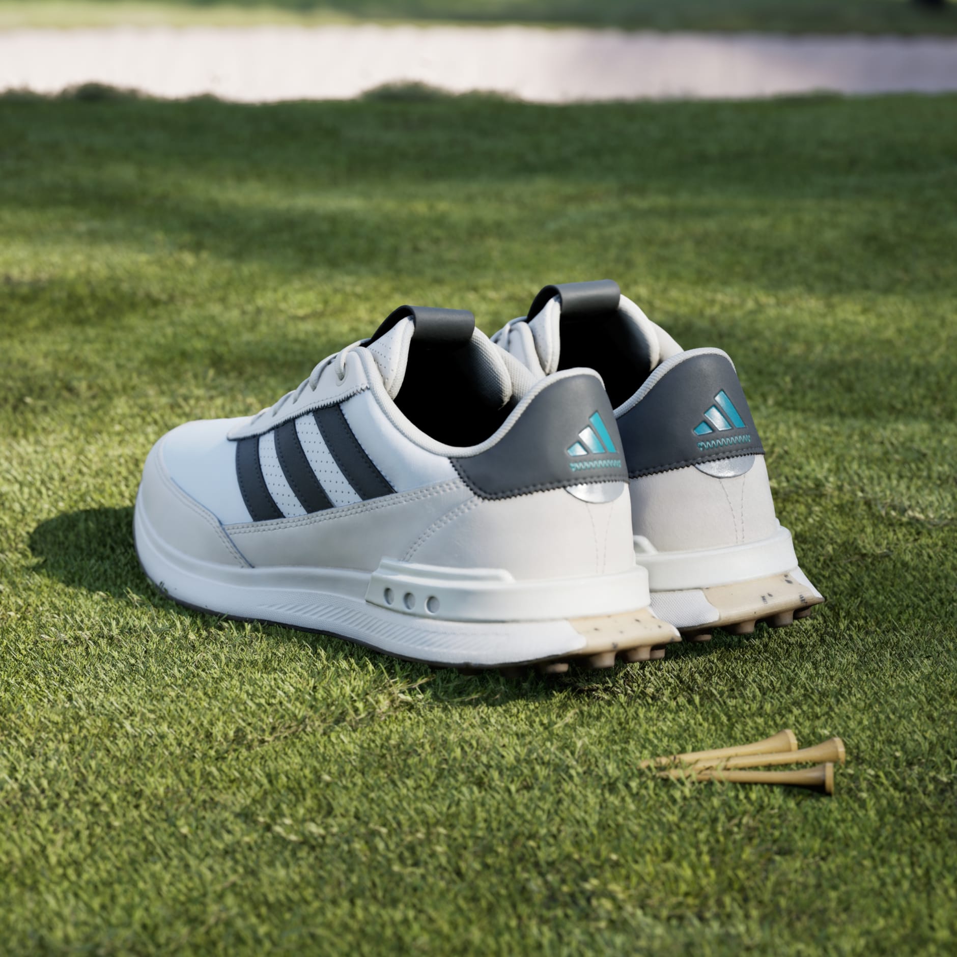 S2G 24 Leather Spikeless Golf Shoes