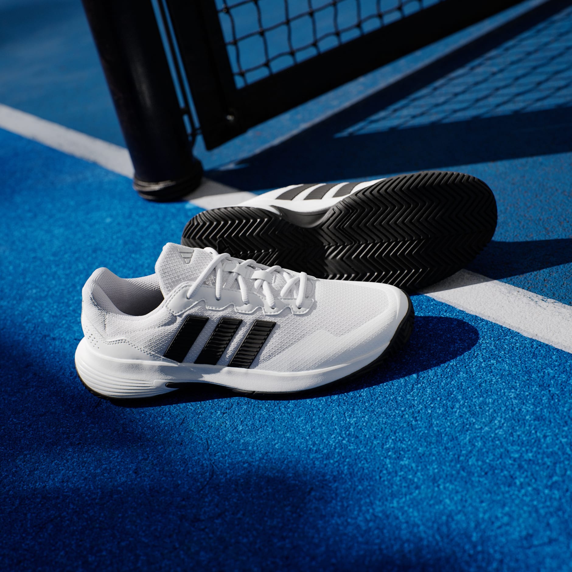 GAMECOURT 2 TENNIS SHOES