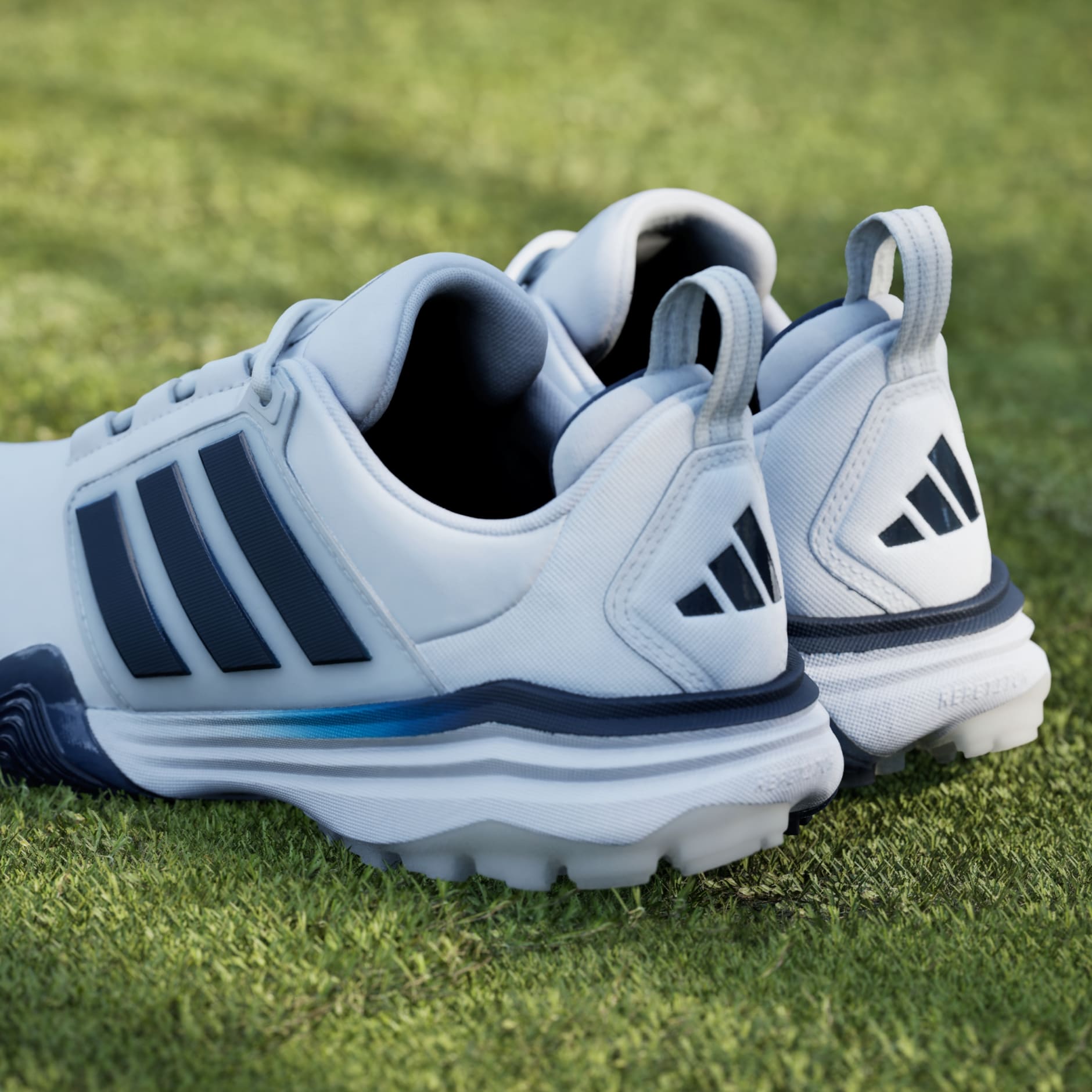 PANTOFI DE GOLF ADIPOWER 26 SPIKELESS