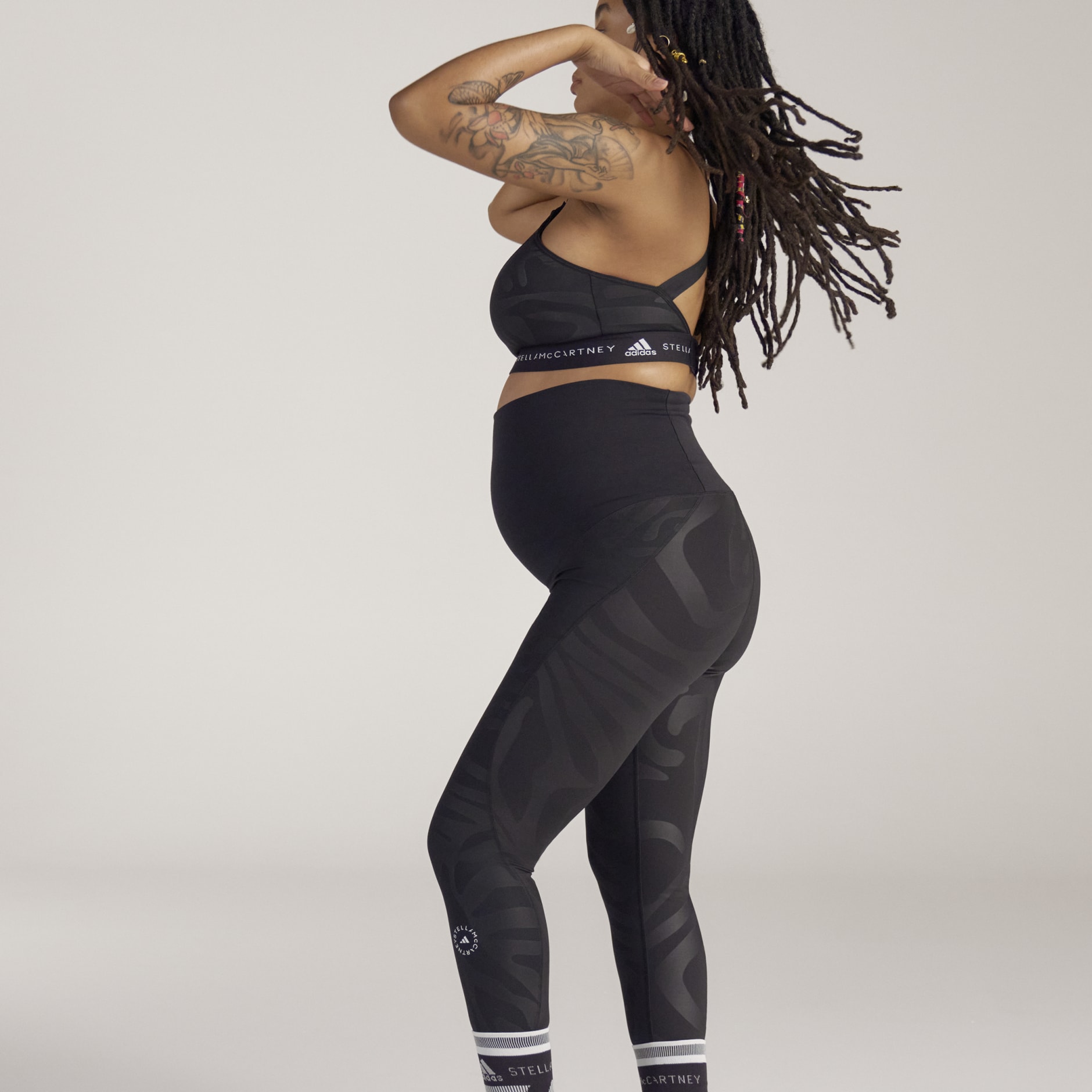 Maternity Yoga Clothes: What to Wear When Pregnant. Nike IN