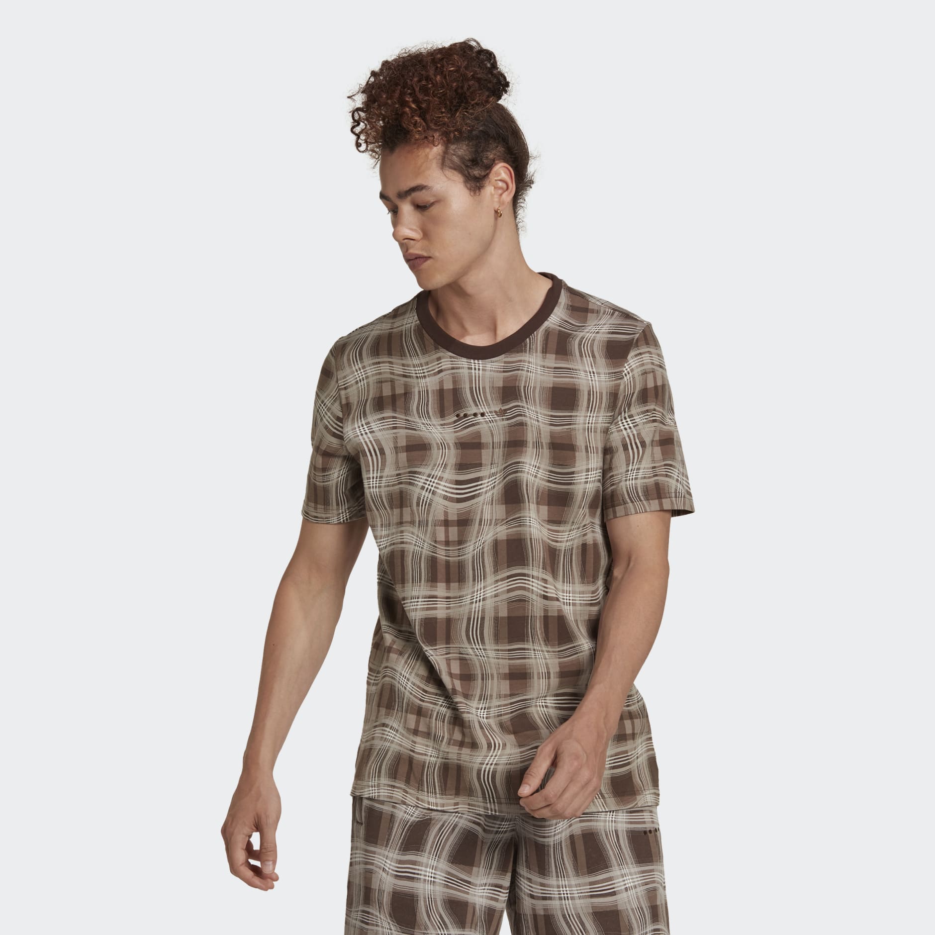 Reveal Allover Print Short Sleeve Tee