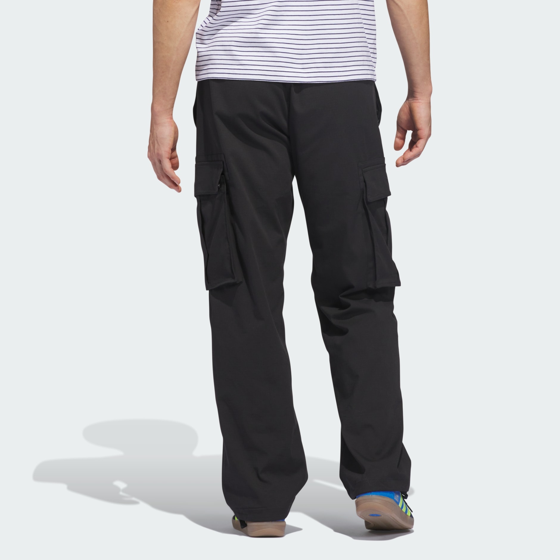 SKATEBOARDING CARGO PANTS