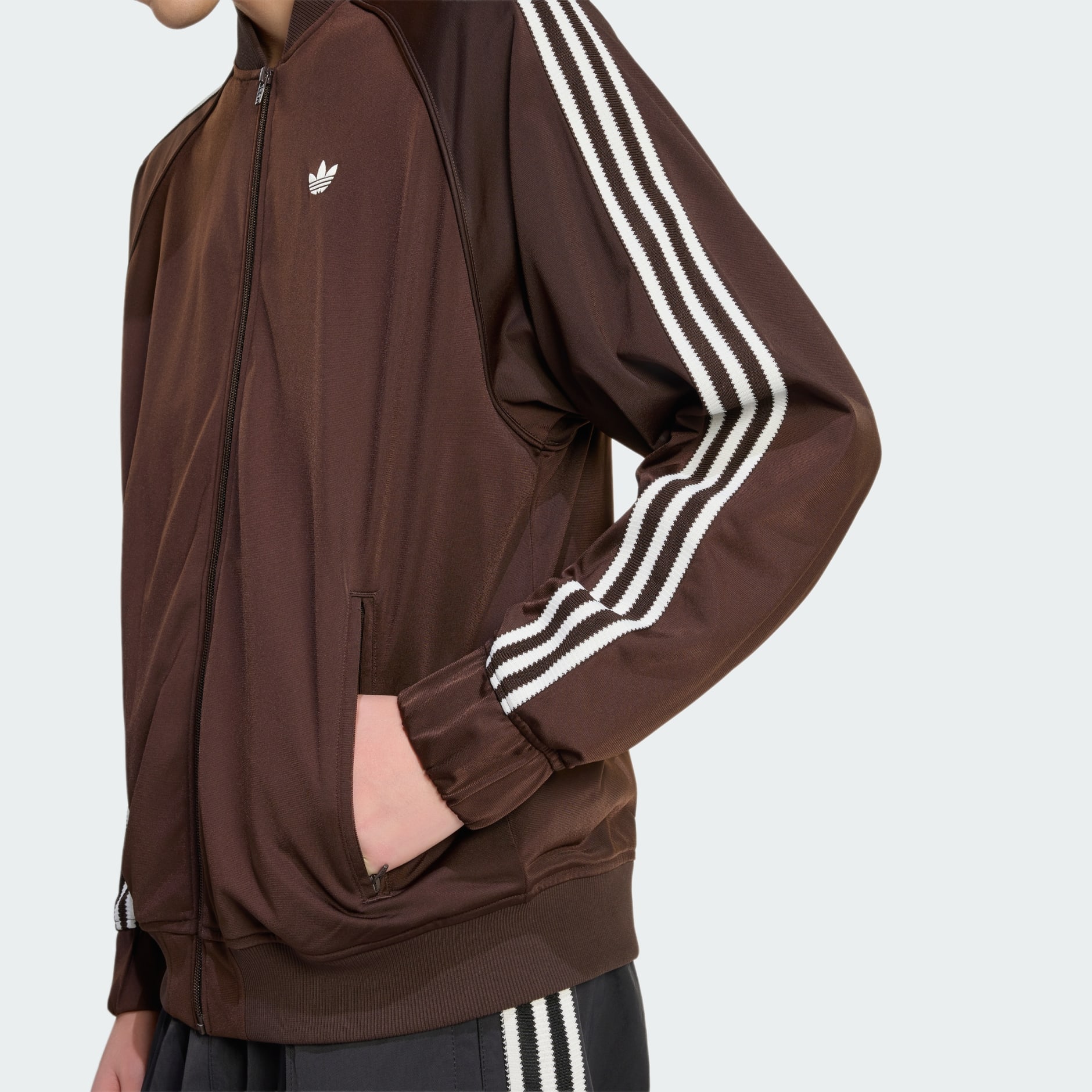 BRITCORE SUPERSTAR TRACKTOP