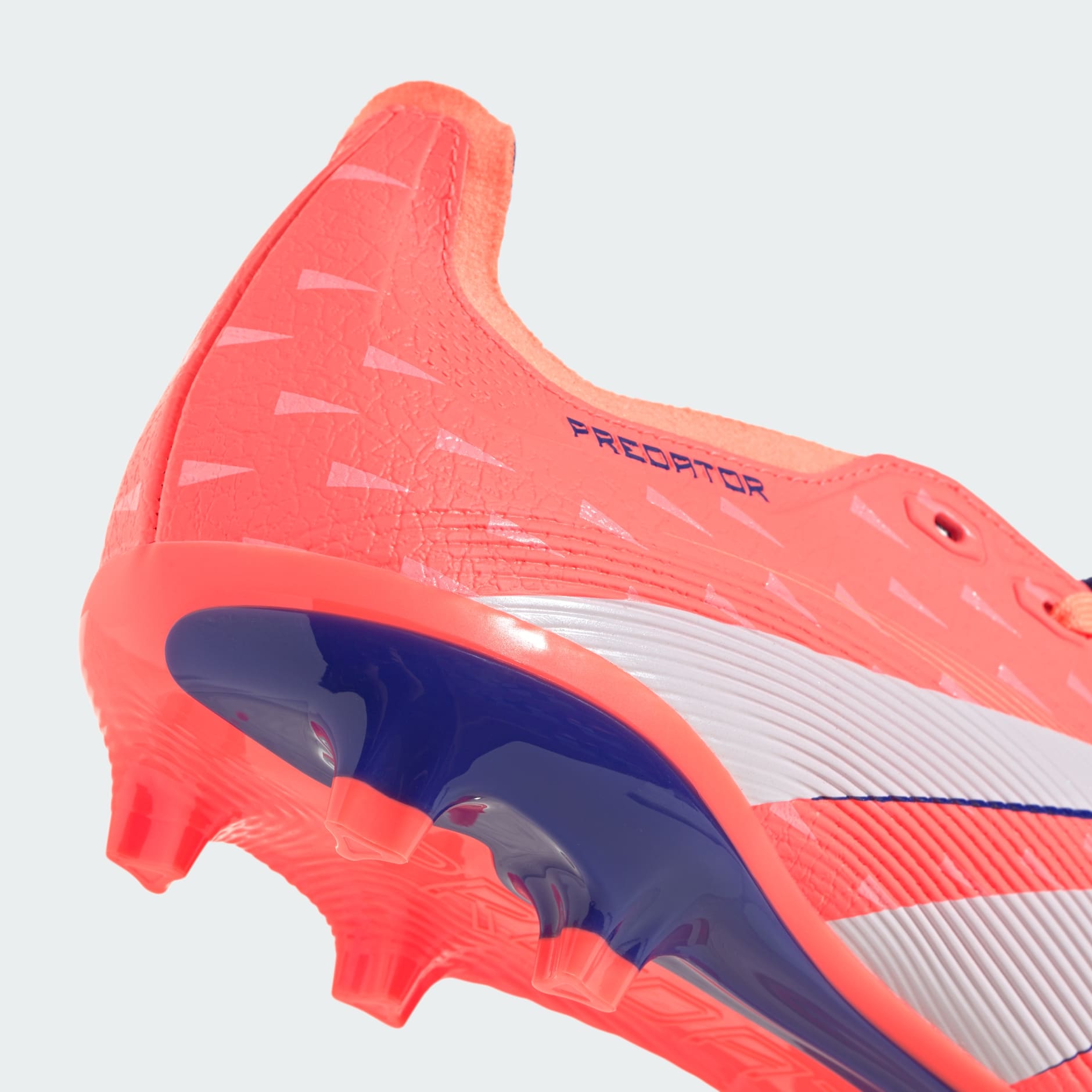 حذاء كرة قدم للأرضيات الصلبة/المتعددة Predator League Fold-Over Tongue