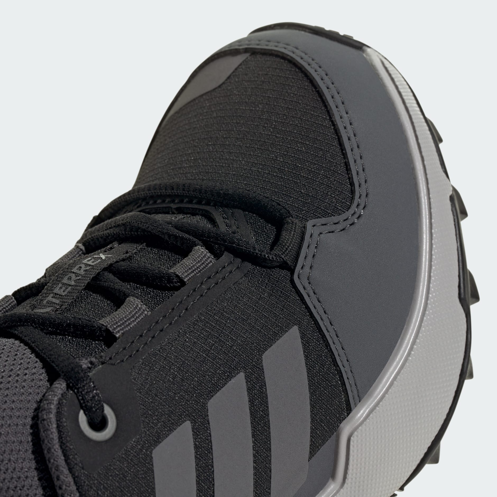 Pantofi de drumeție Terrex Ax4r