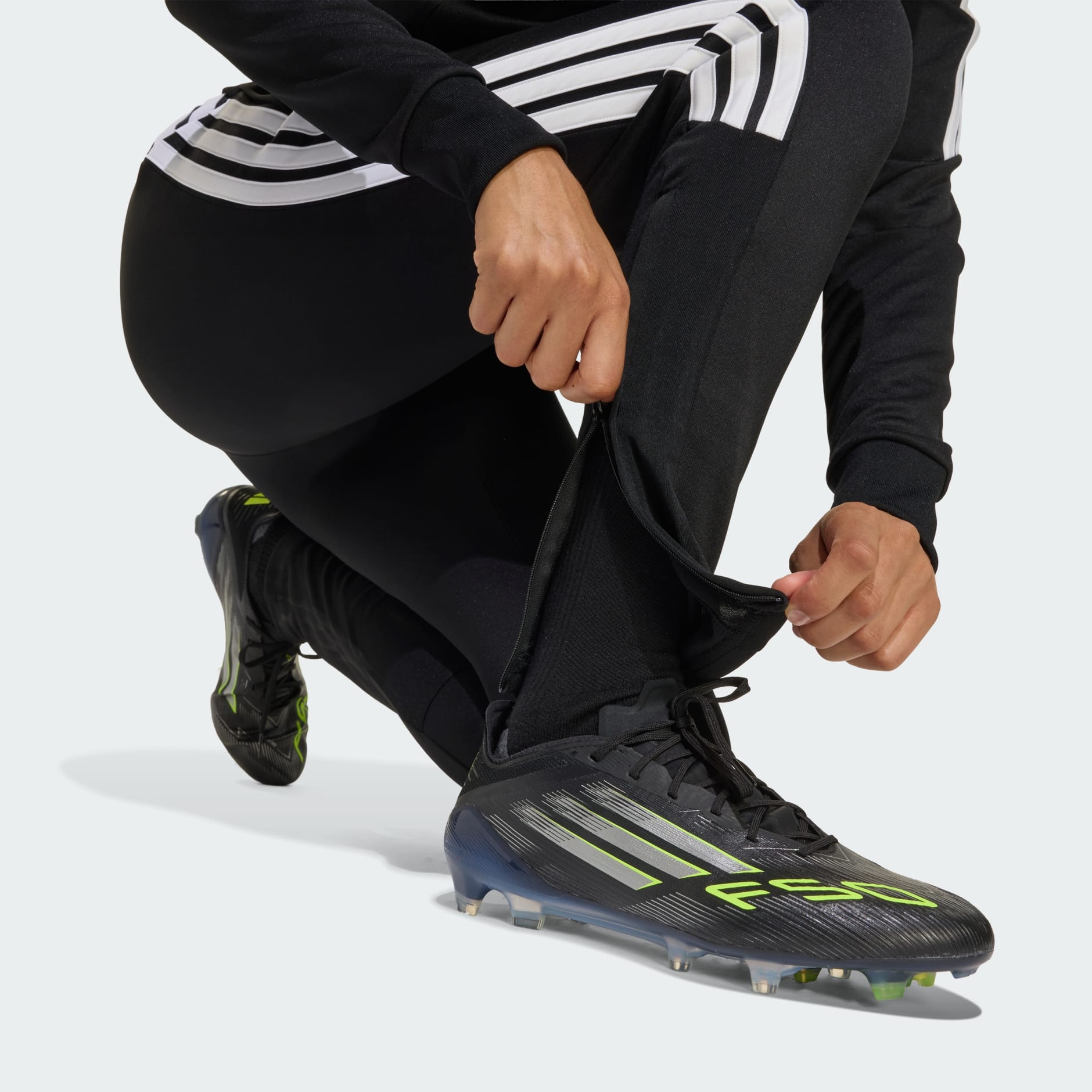 Pantaloni standard de antrenament Tiro26 League